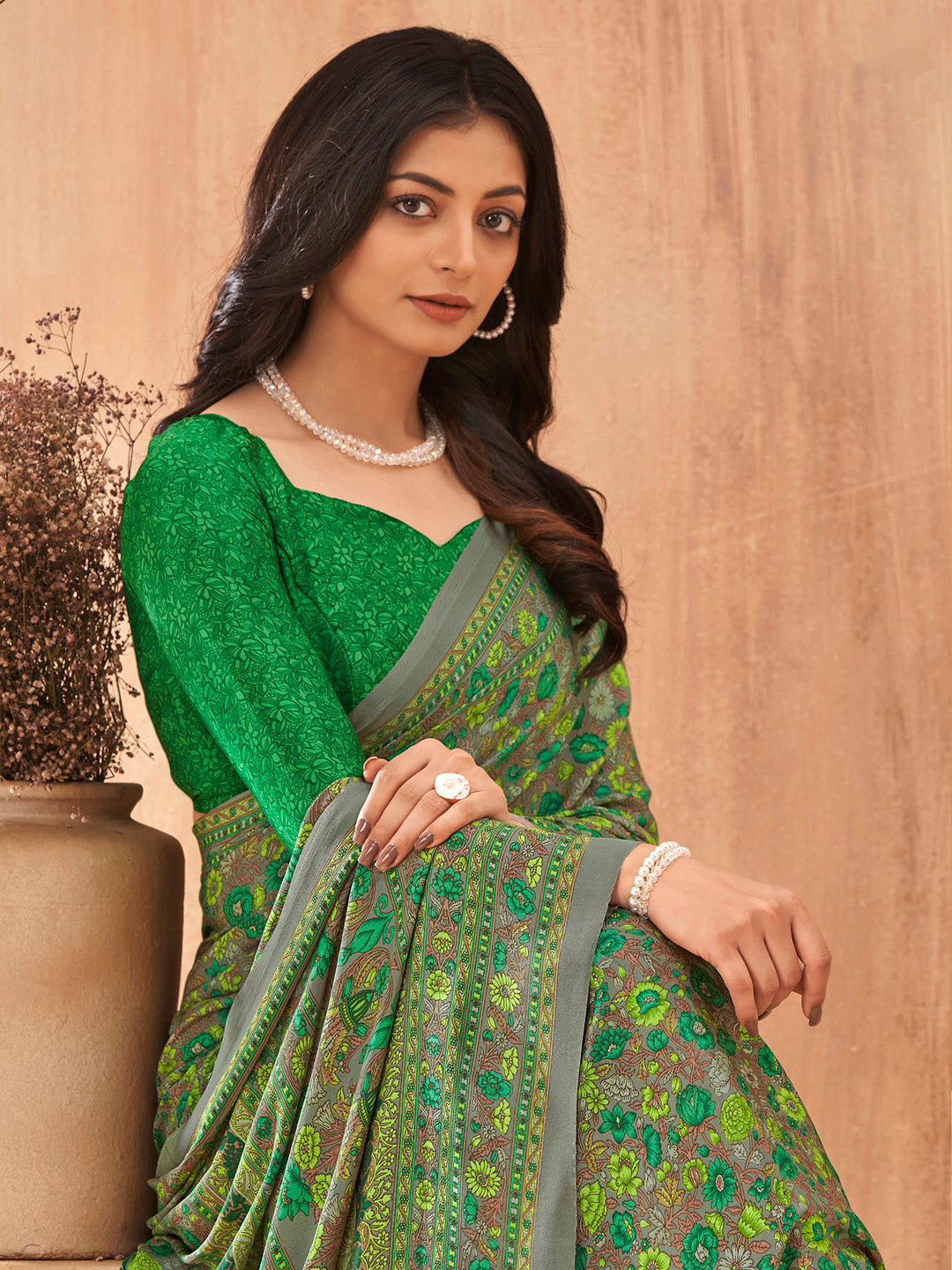 NOZ2TOZ Women's Crepe Green Printed Designer Saree With Blouse Piece - Distacart