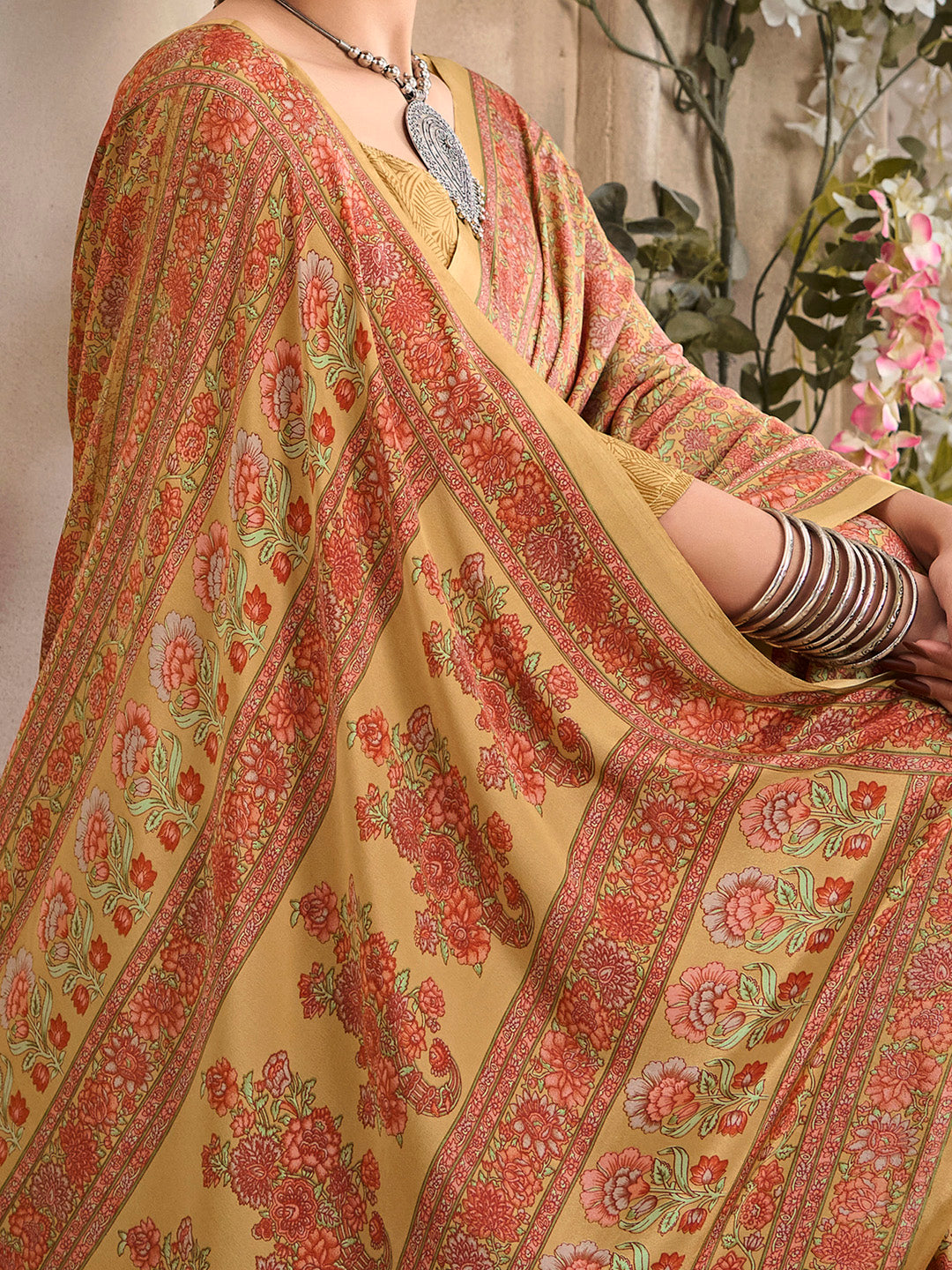 NOZ2TOZ Women's Crepe Beige Printed Designer Saree With Blouse Piece - Distacart