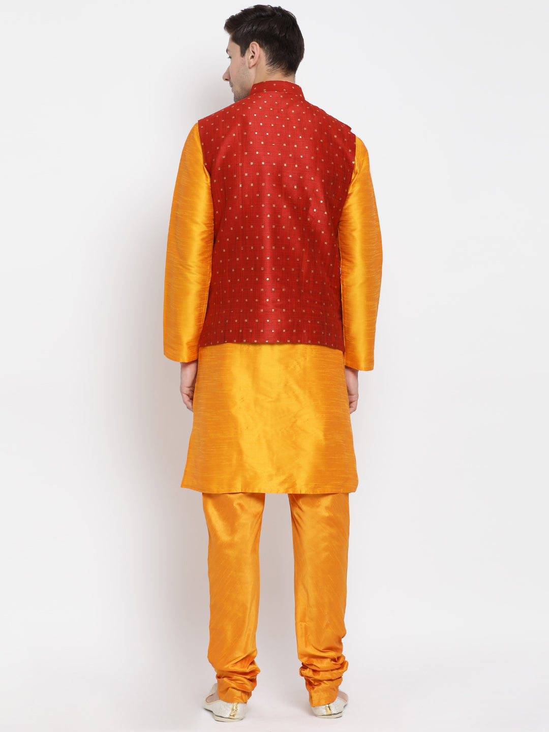 VM by Vastramay Men's Orange Silk Blend Jacket, Kurta And Pyjama Set - Distacart