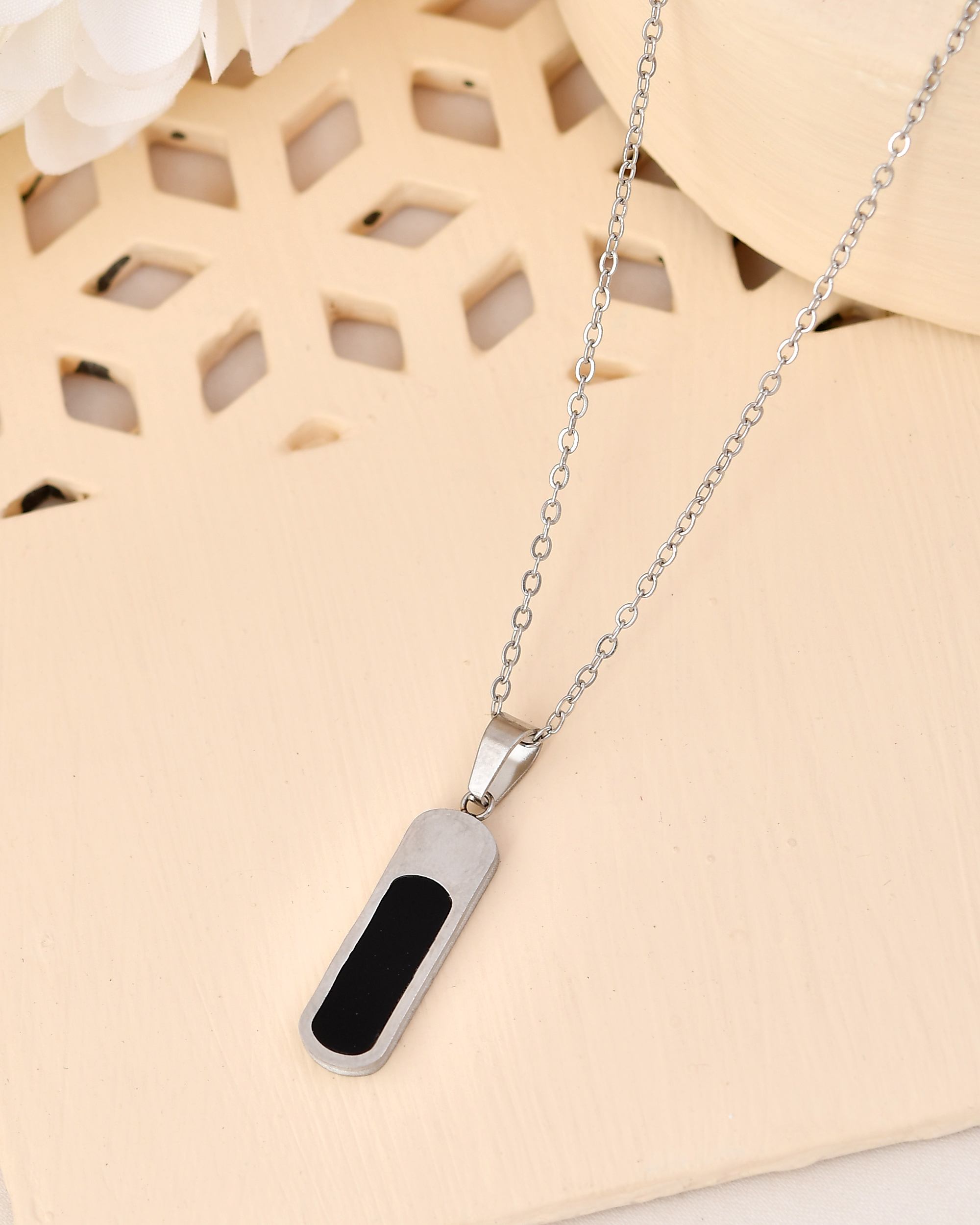VOJ Men Silver-Plated Minimal Chain With Slab Pendant