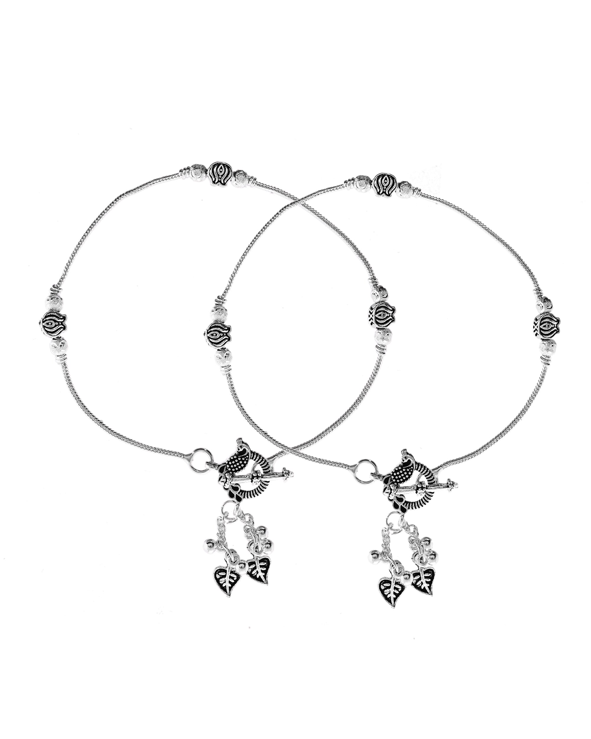 VOJ Set of 2 Silver Toned Floral Handcrafted Stainless Steel Anklet
