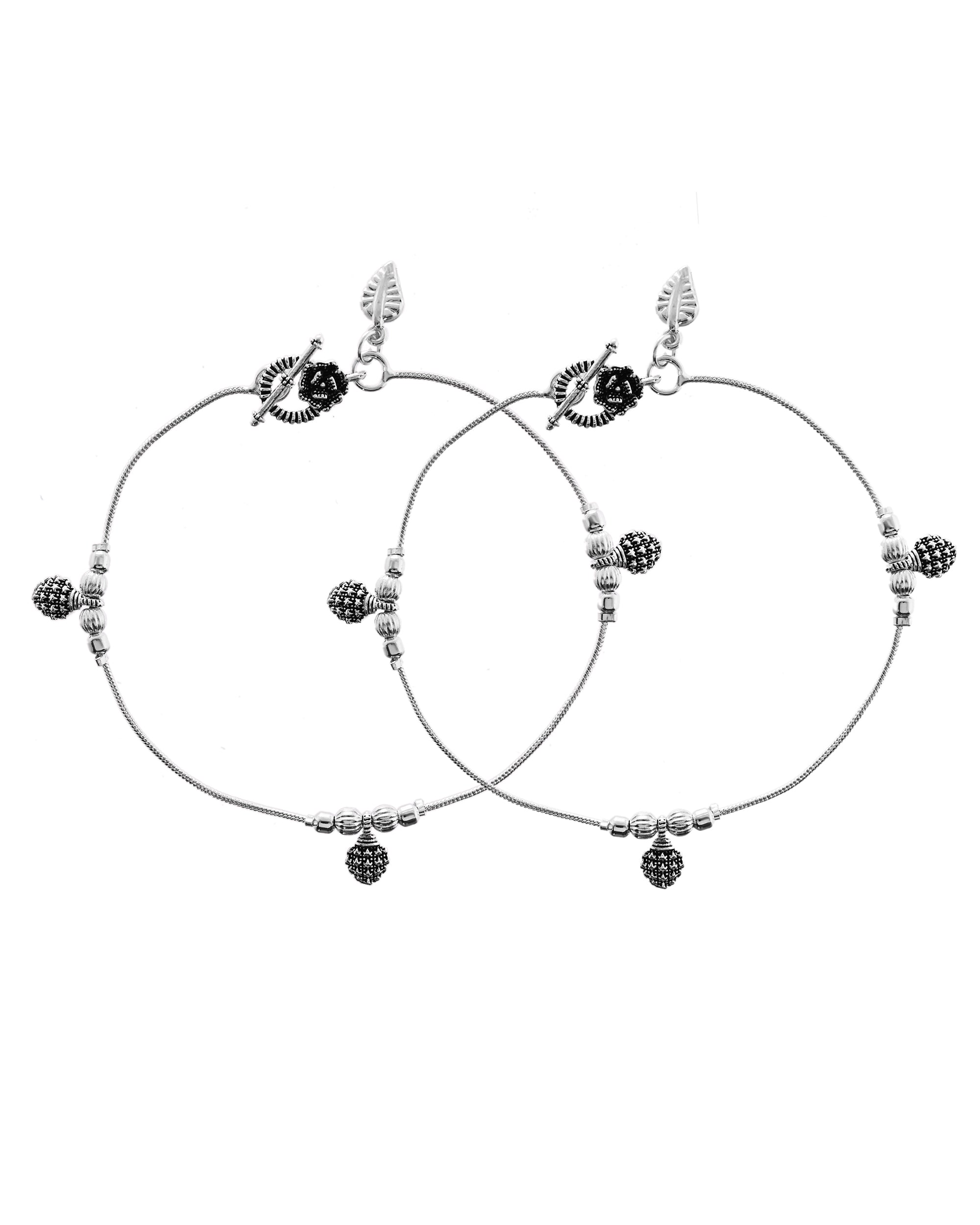 VOJ Set of 2 Silver Plated Leaf Designed Anklet
