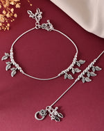 Thumbnail for VOJ Set of 2 Silver Toned Leaf Designed Handcrafted Anklet