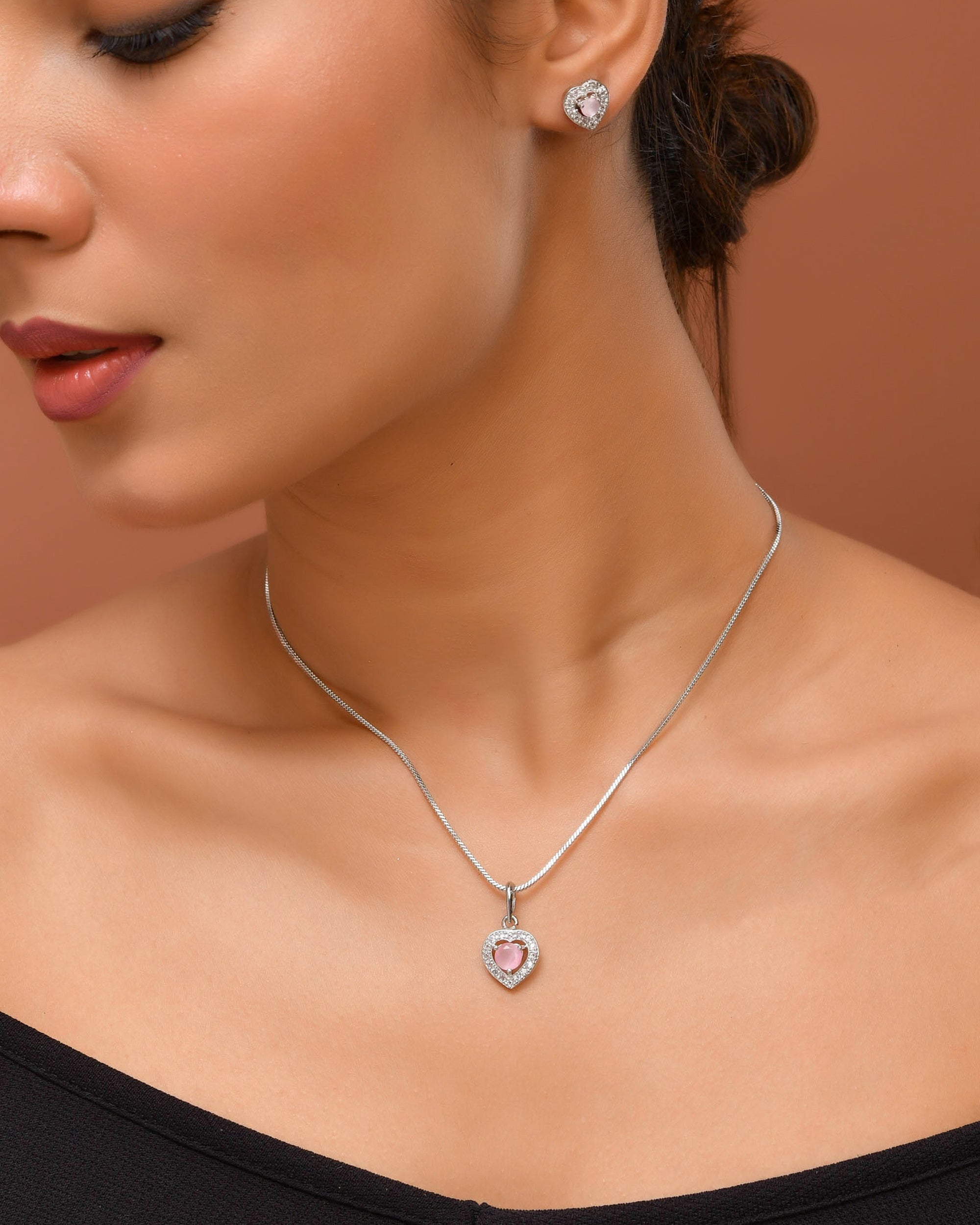 VOJ Silver Plated Baby Pink Stone Studded Heart Shaped Chain Set