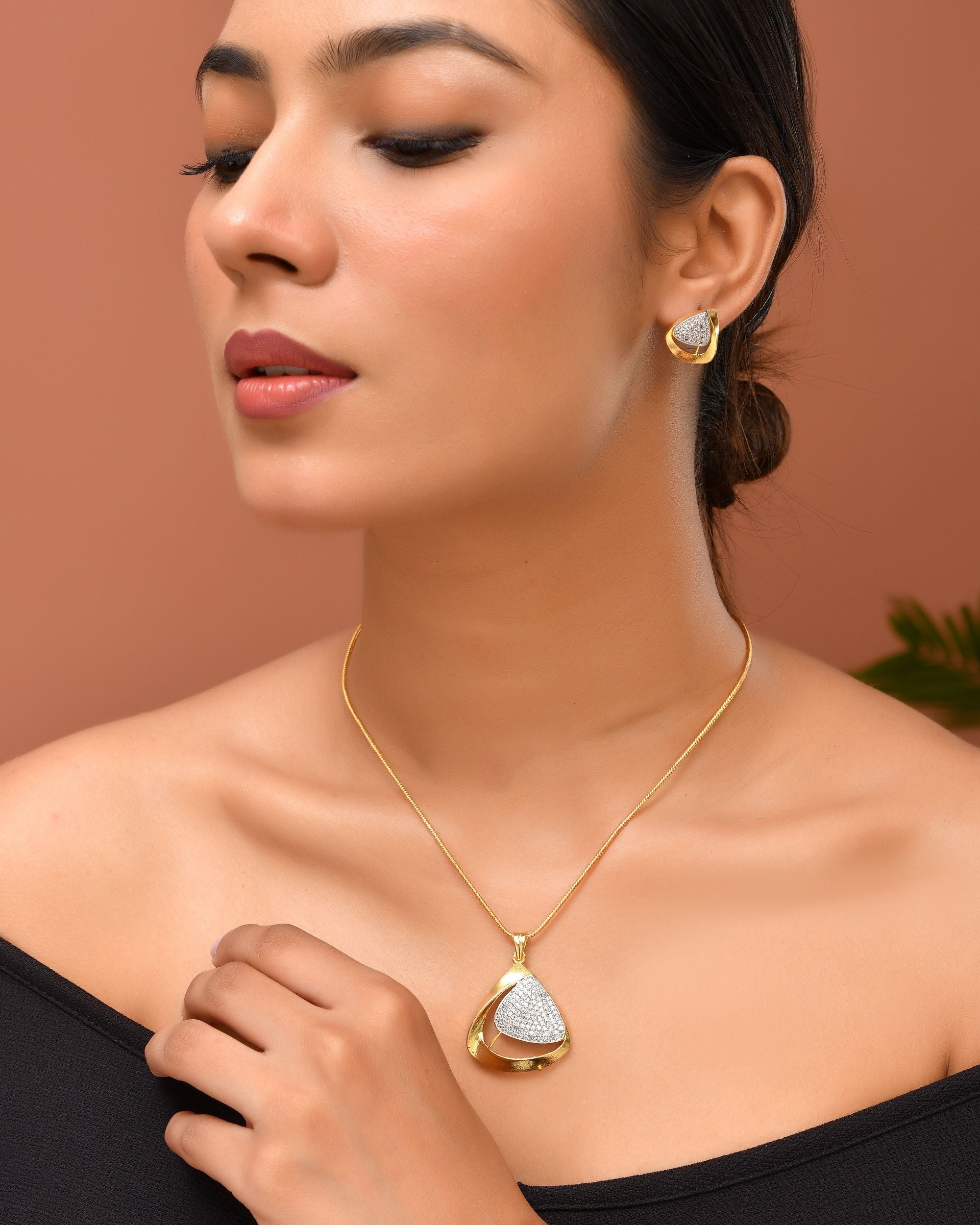 VOJ Gold Polished CZ Stone Studded Geometrical Jewellery Set