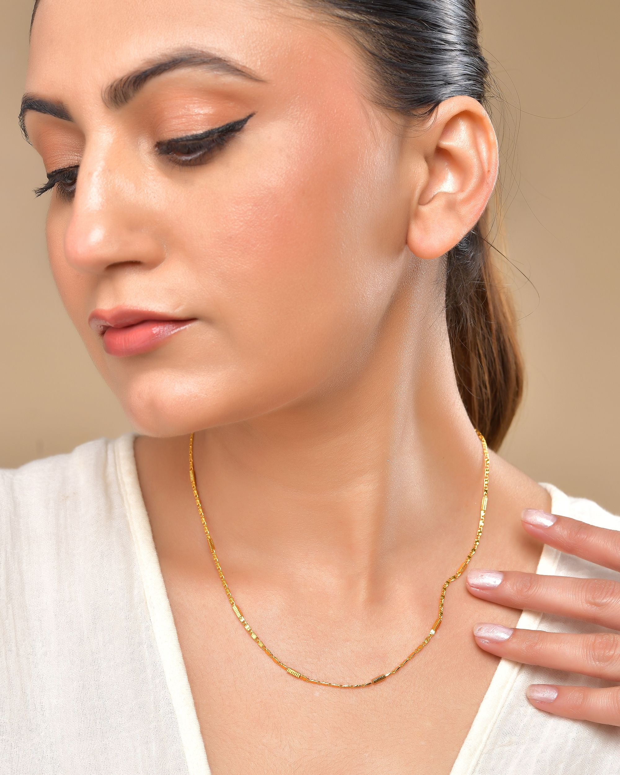 VOJ Pipe Shaped Classic Chain For Women