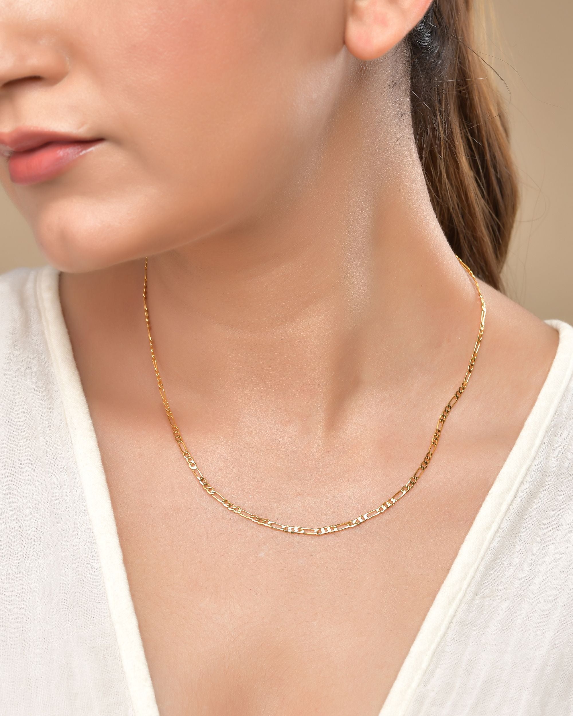 VOJ Women Stainless Steel Gold Polished Minimal Figaro Link Chain