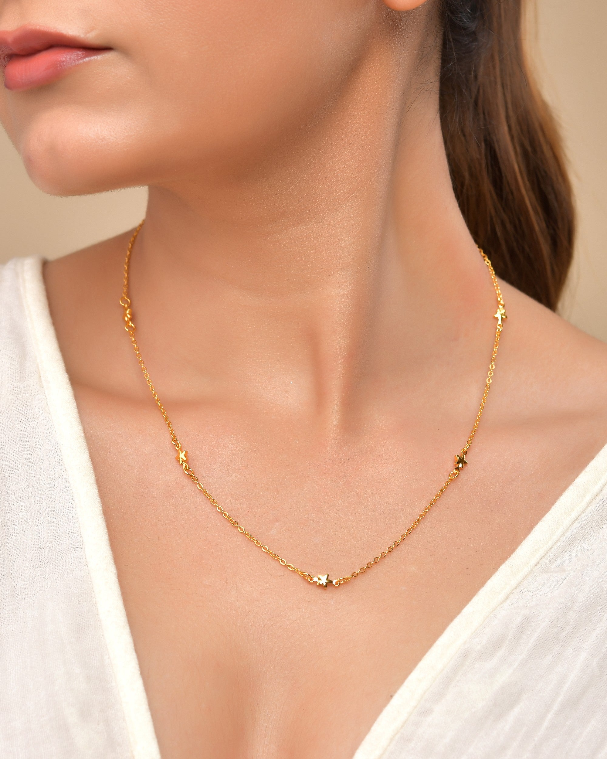 VOJ Gold Polished Star Shaped Minimal Chain For Women