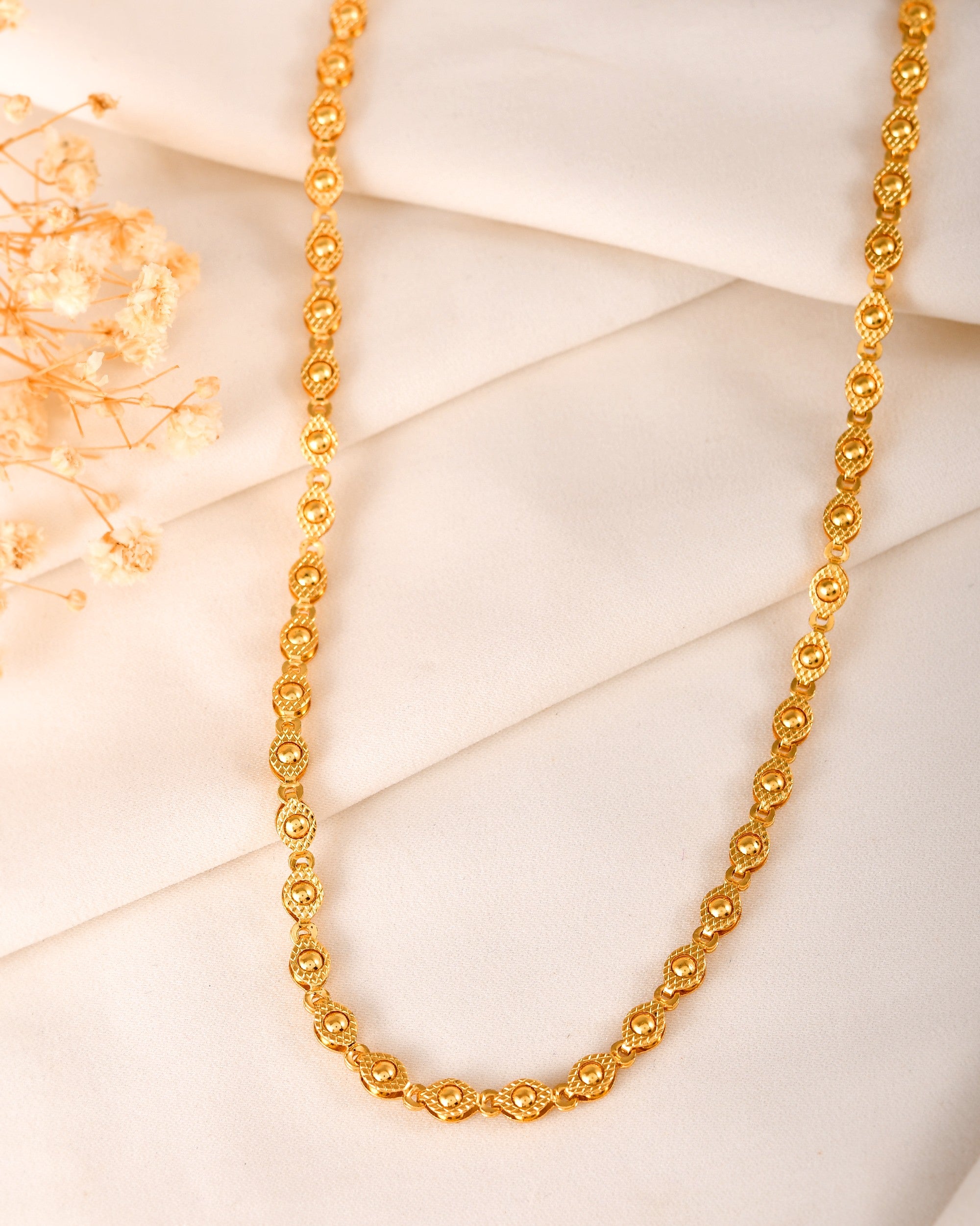 VOJ Gold Polished Oval Shaped Designer Chain For Women - Distacart