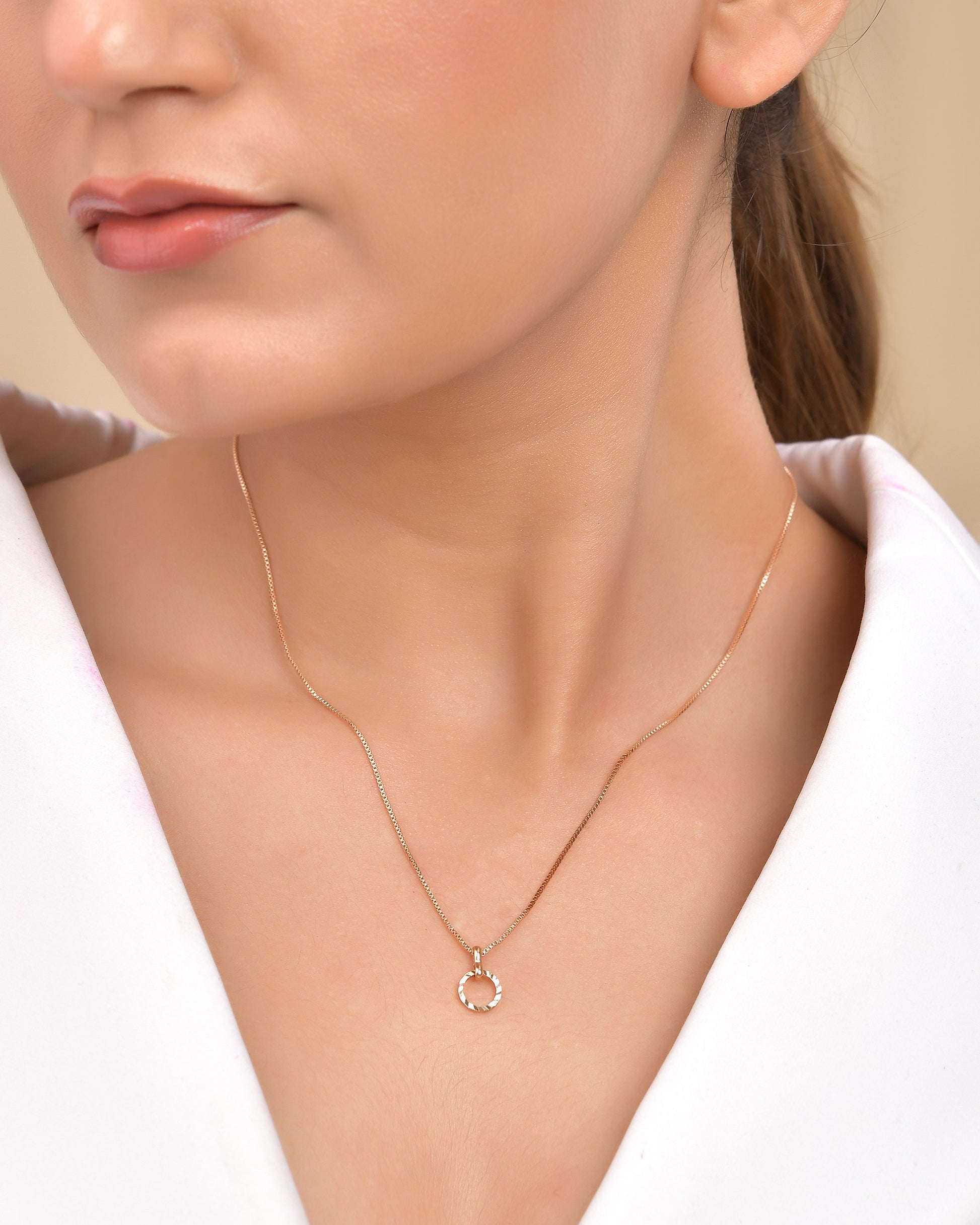 VOJ Rose Gold Polished Chain With Small Circular Pendant - Distacart