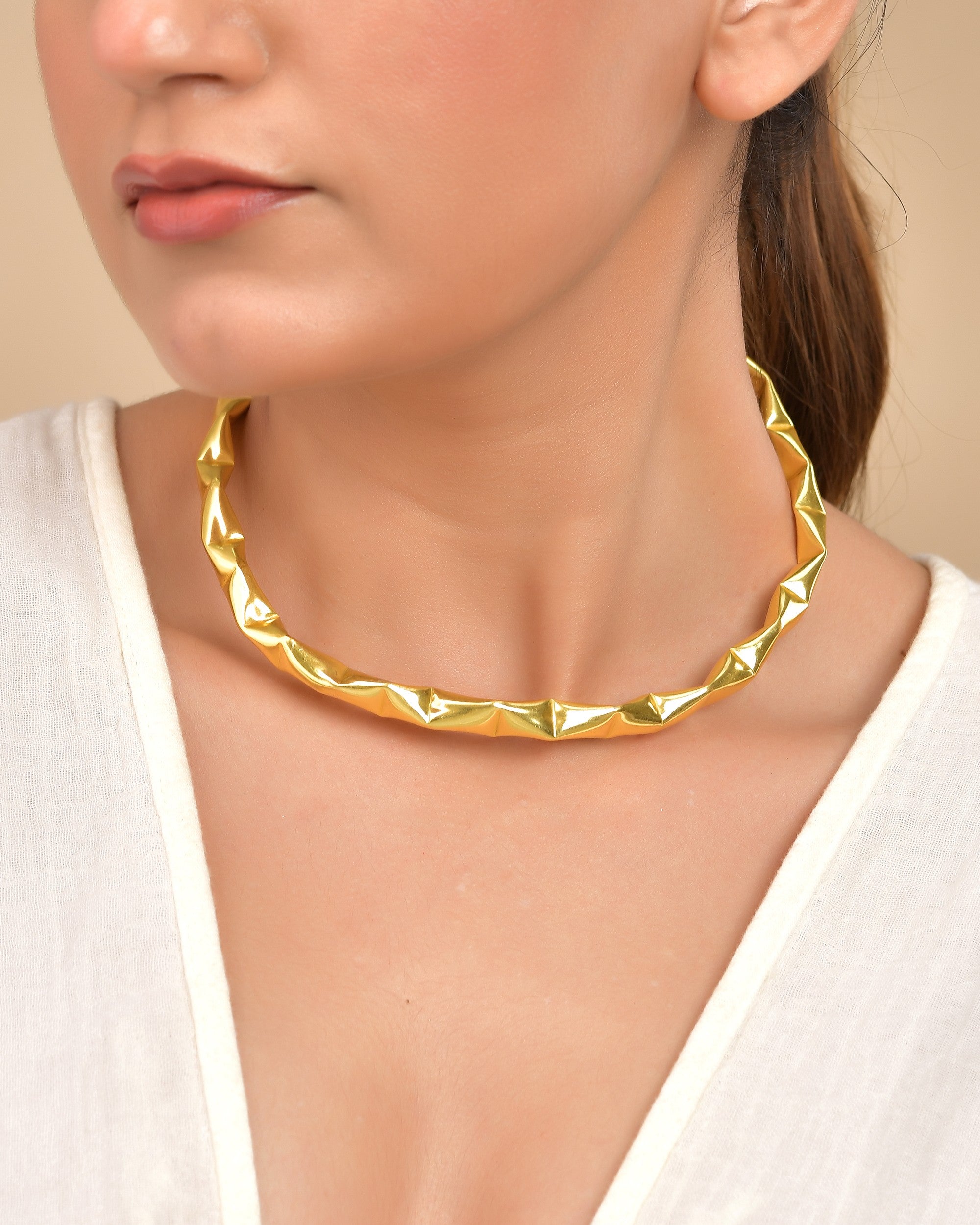 VOJ Gold Polished Anti Tarnished Designer Hasli Necklace - Distacart