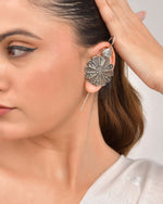 Thumbnail for VOJ Silver Plated Flower Shaped Elegant Ear Cuff - Distacart