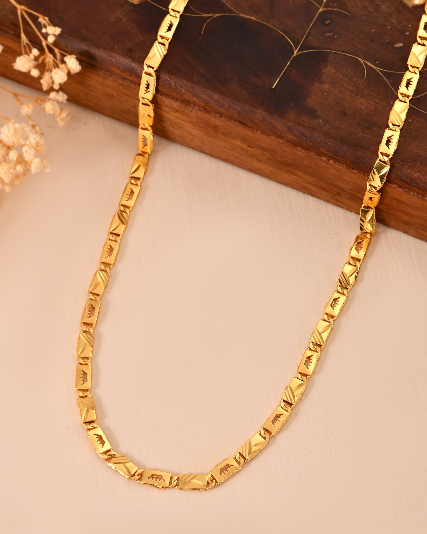 VOJ Gold Plated Crown Design Biscuit Chain For Men - Dista