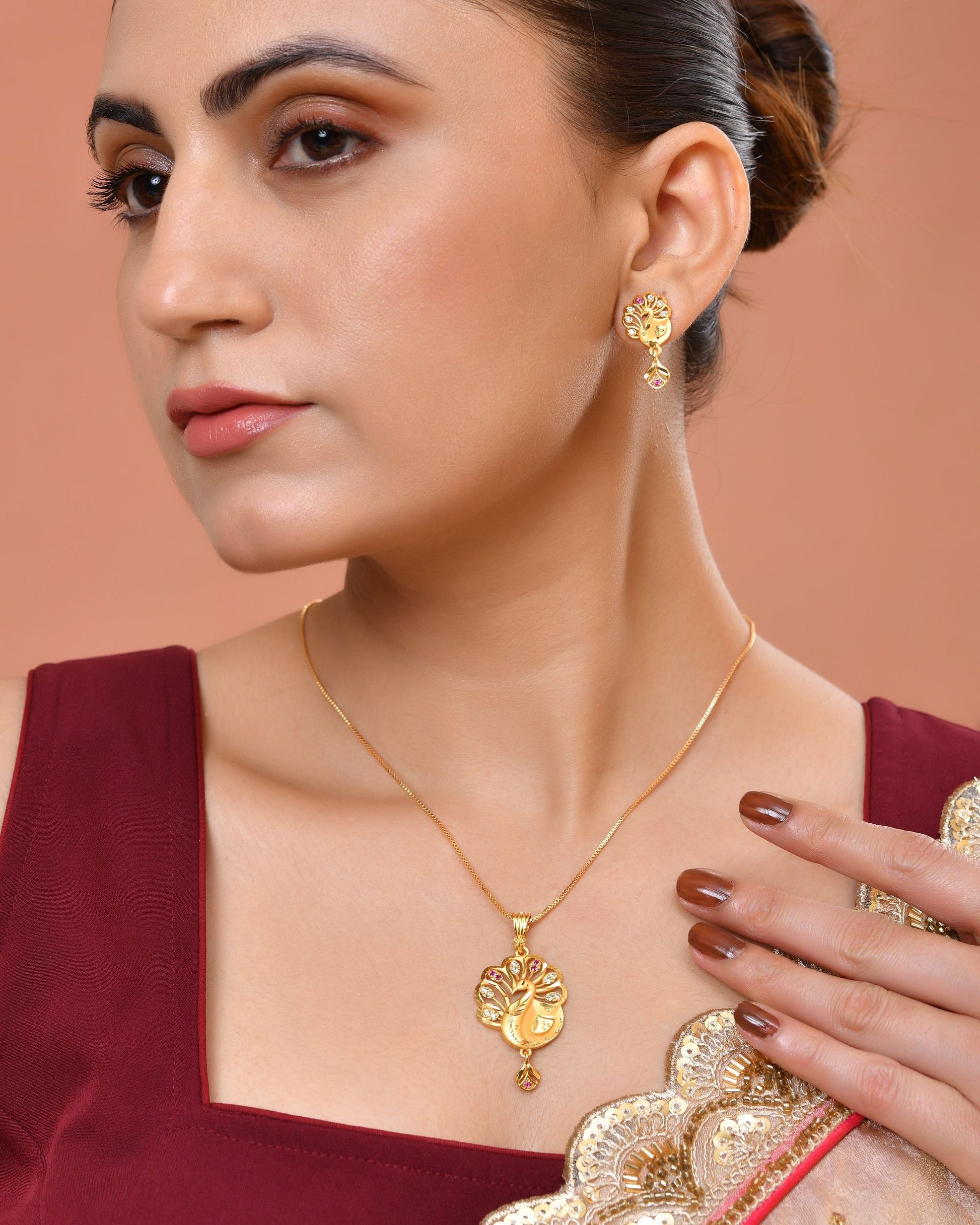 VOJ Gold Plated Peacock Shaped Chain Set - Dista