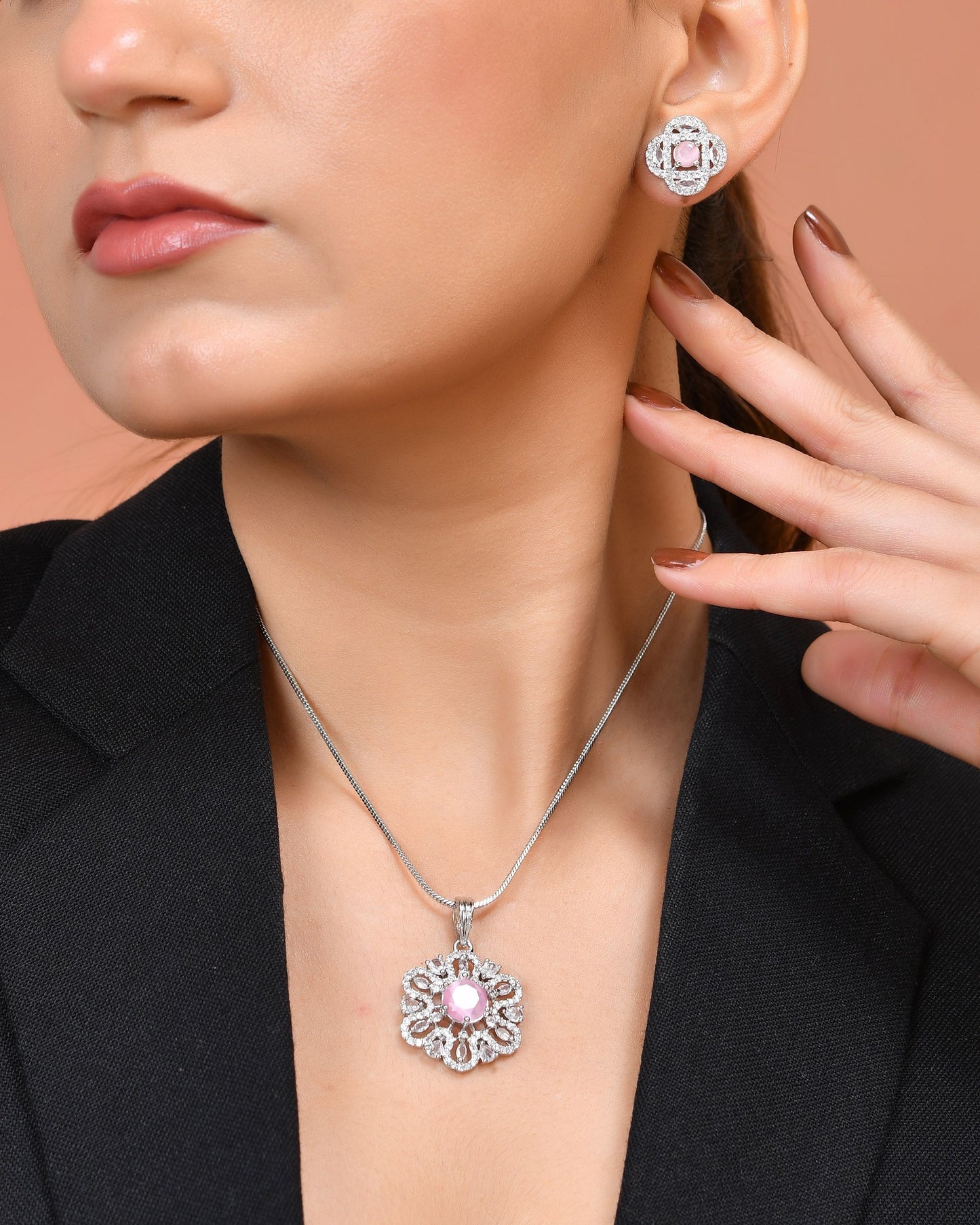 VOJ Silver Plated Floral Shaped Baby Pink Circular Ad Chain Set - Dista