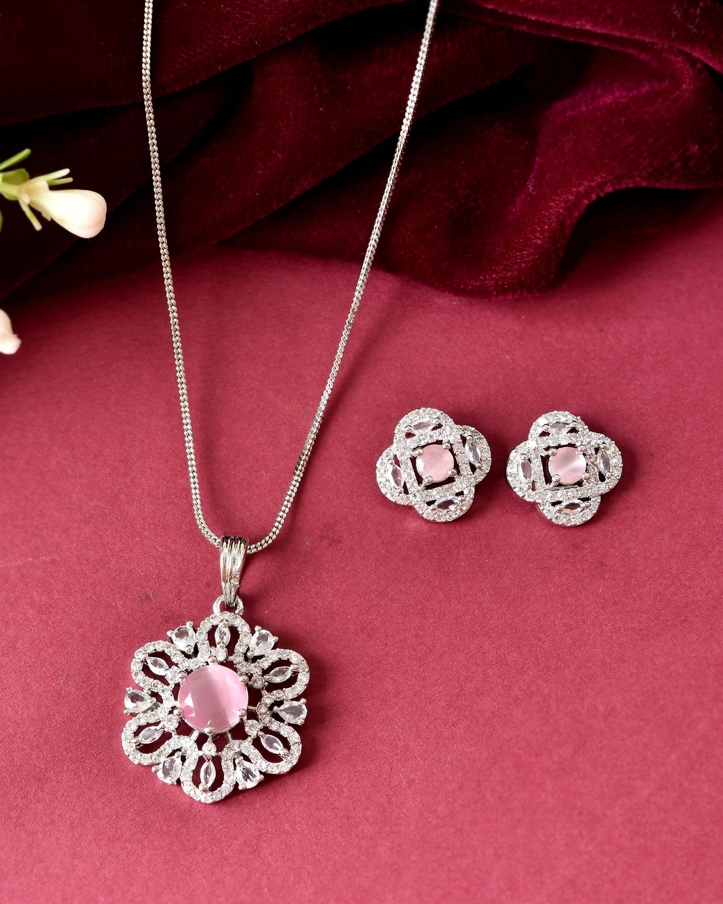 VOJ Silver Plated Floral Shaped Baby Pink Circular Ad Chain Set - Dista