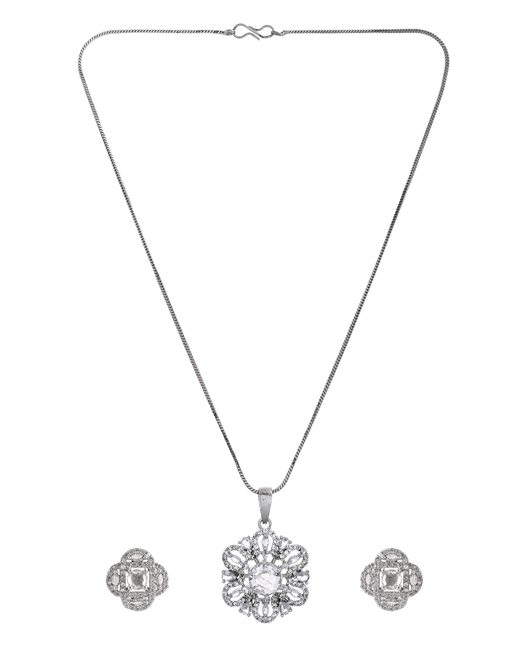 VOJ Silver Plated Circular Shaped Floral Ad Chain Set