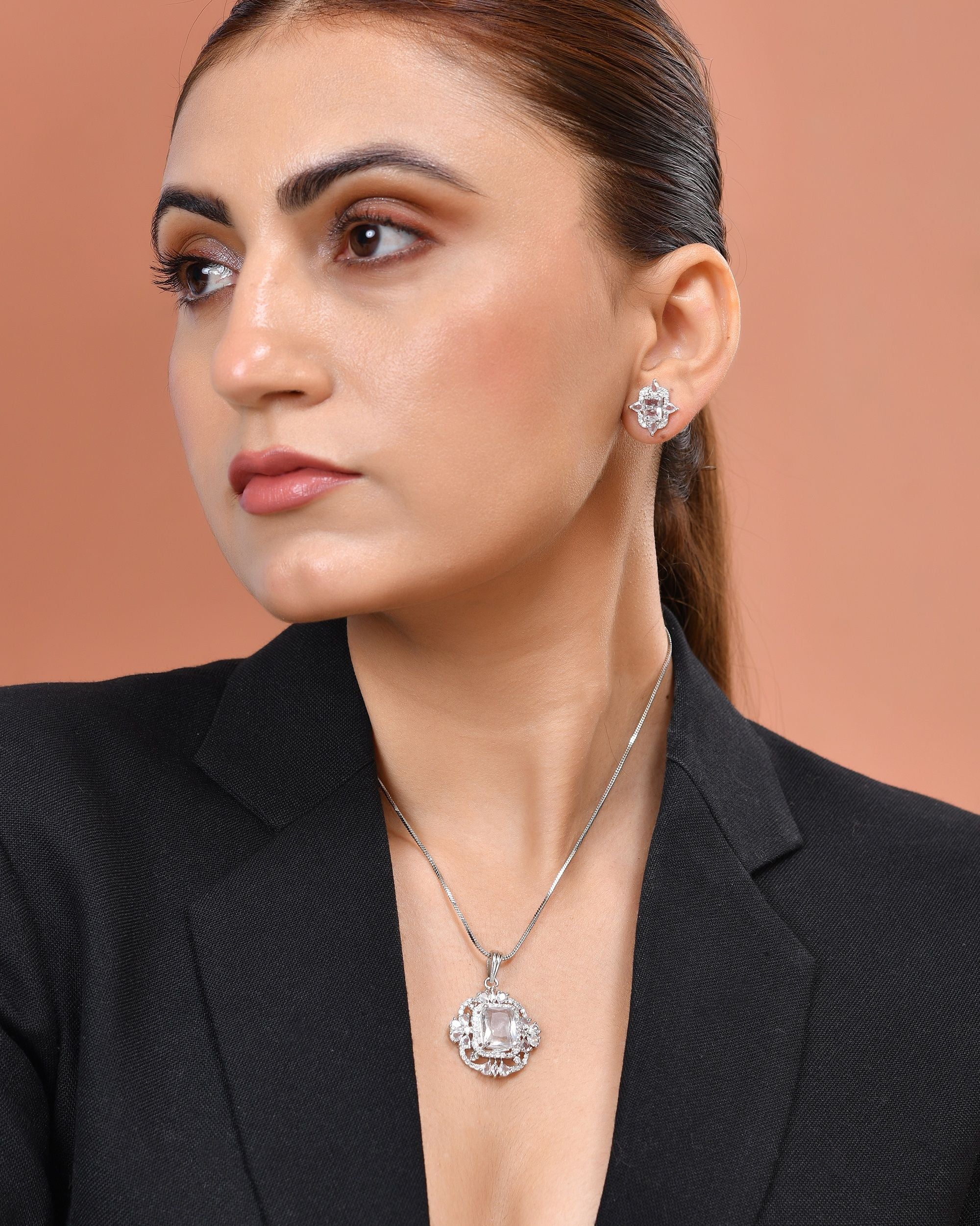 VOJ Silver Plated Rectangular Ad Stone Studded Chain Set