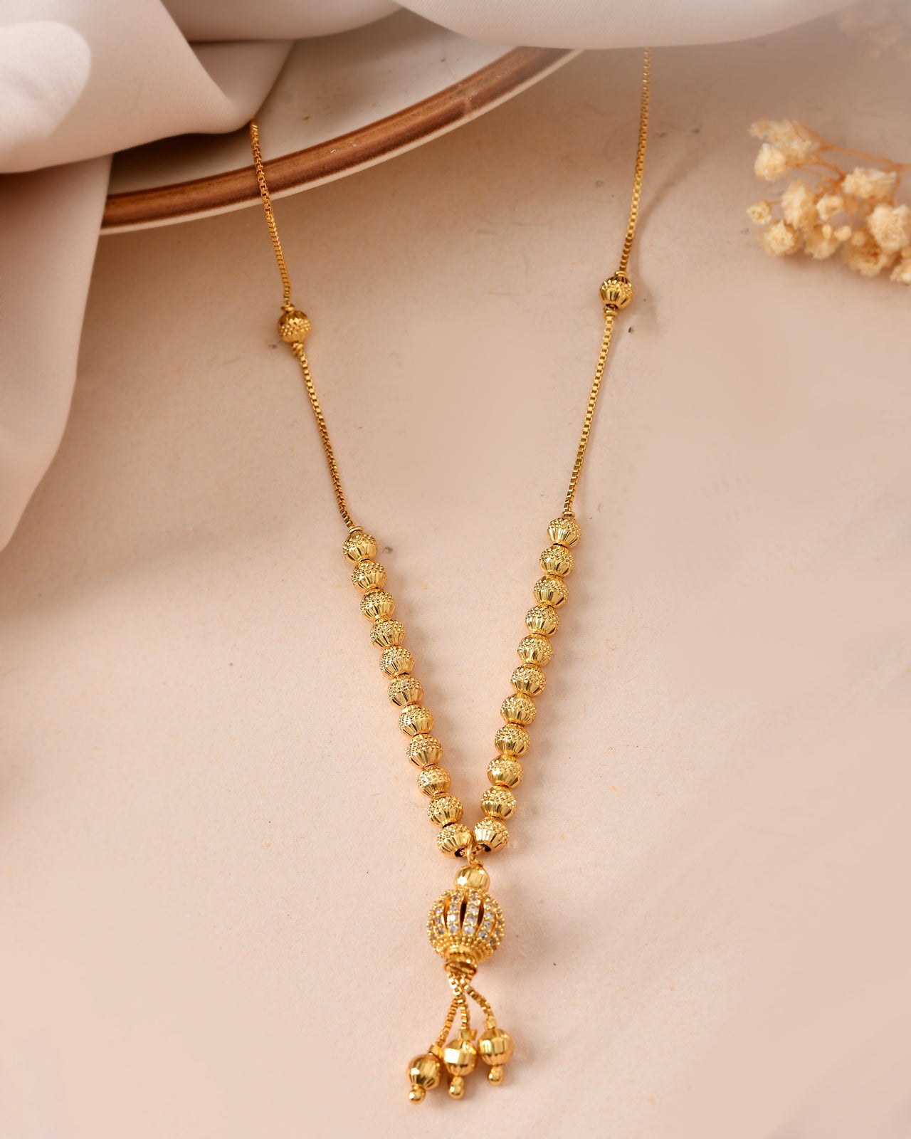 VOJ Gold Plated Stone Studded Circular Shaped Chain For Women - Dista