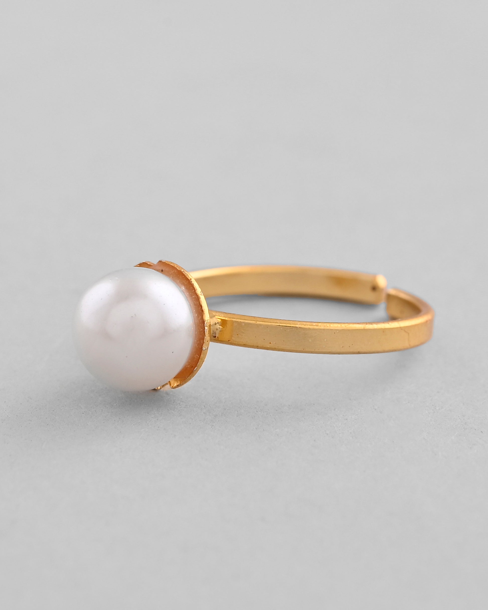 VOJ Gold-Polished One Pearl Ring - Distacart