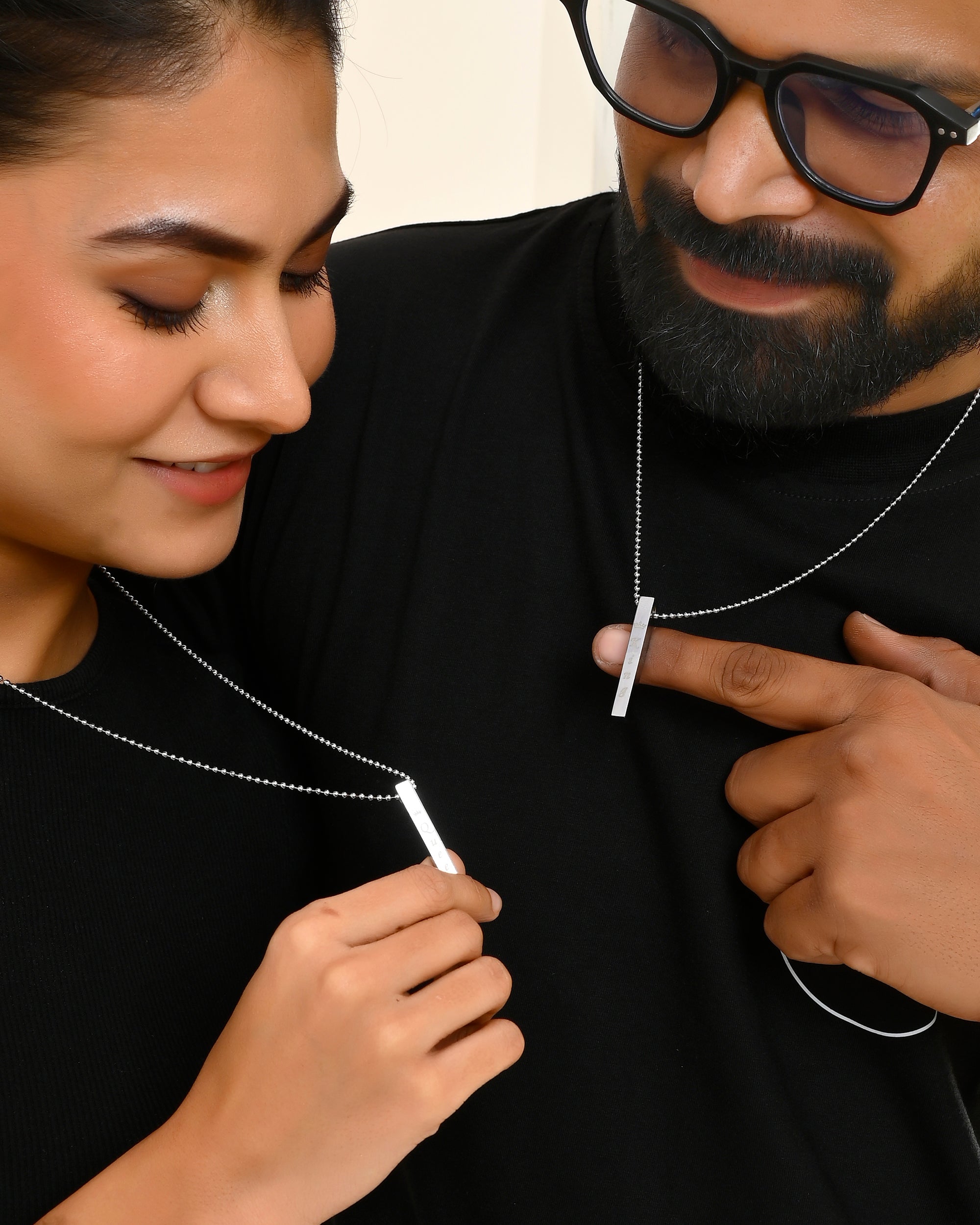 VOJ Silver Plated Couple King & Queen Chain Set - Distacart