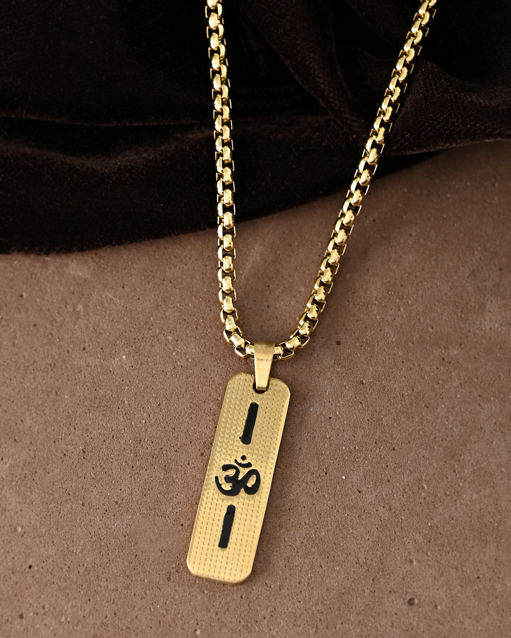 VOJ Men's Gold-Polished Chain With Pandent - Distacart