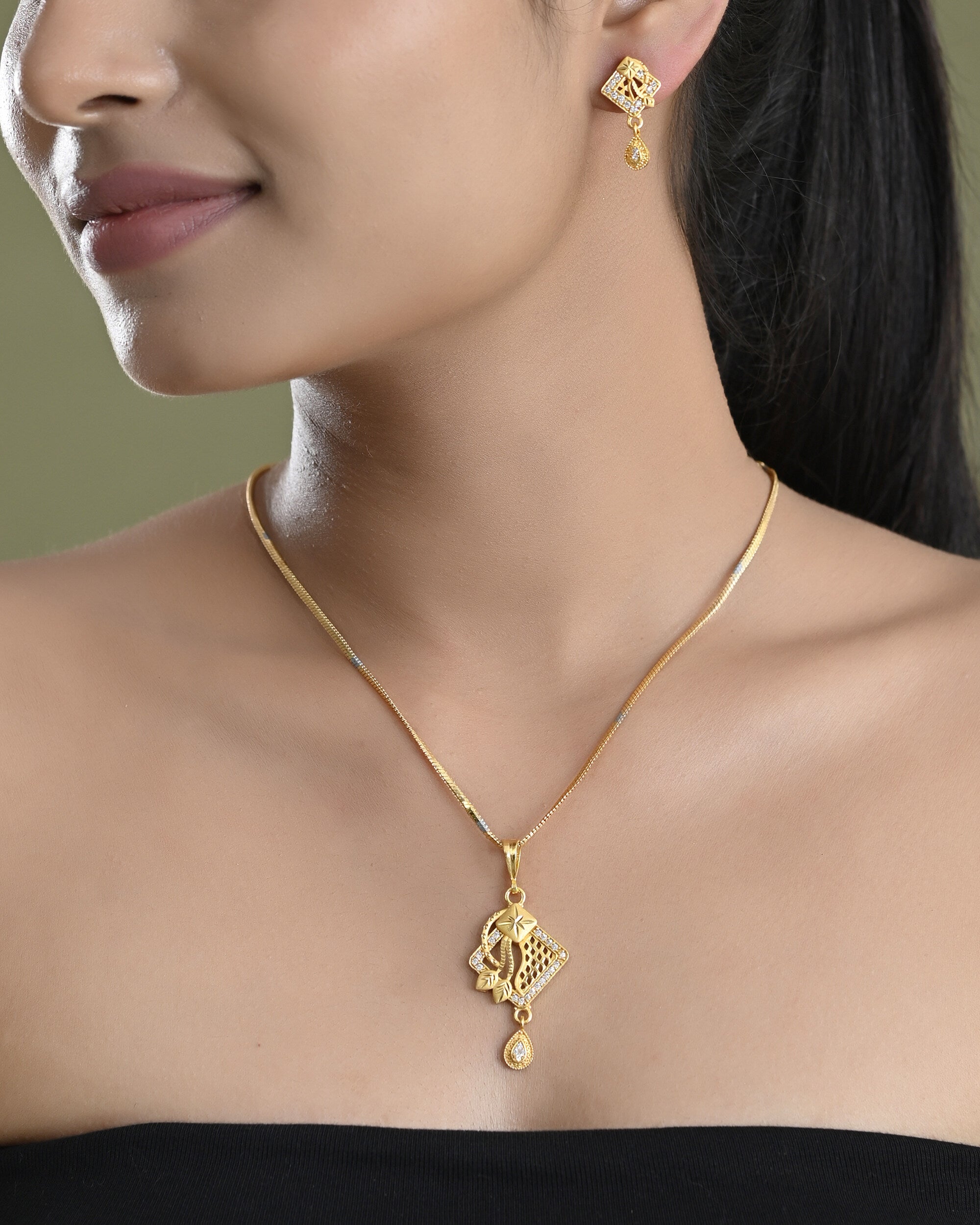 VOJ Gold-Polished AD Stone Studded Geometrical Design Chain Set - Distacart