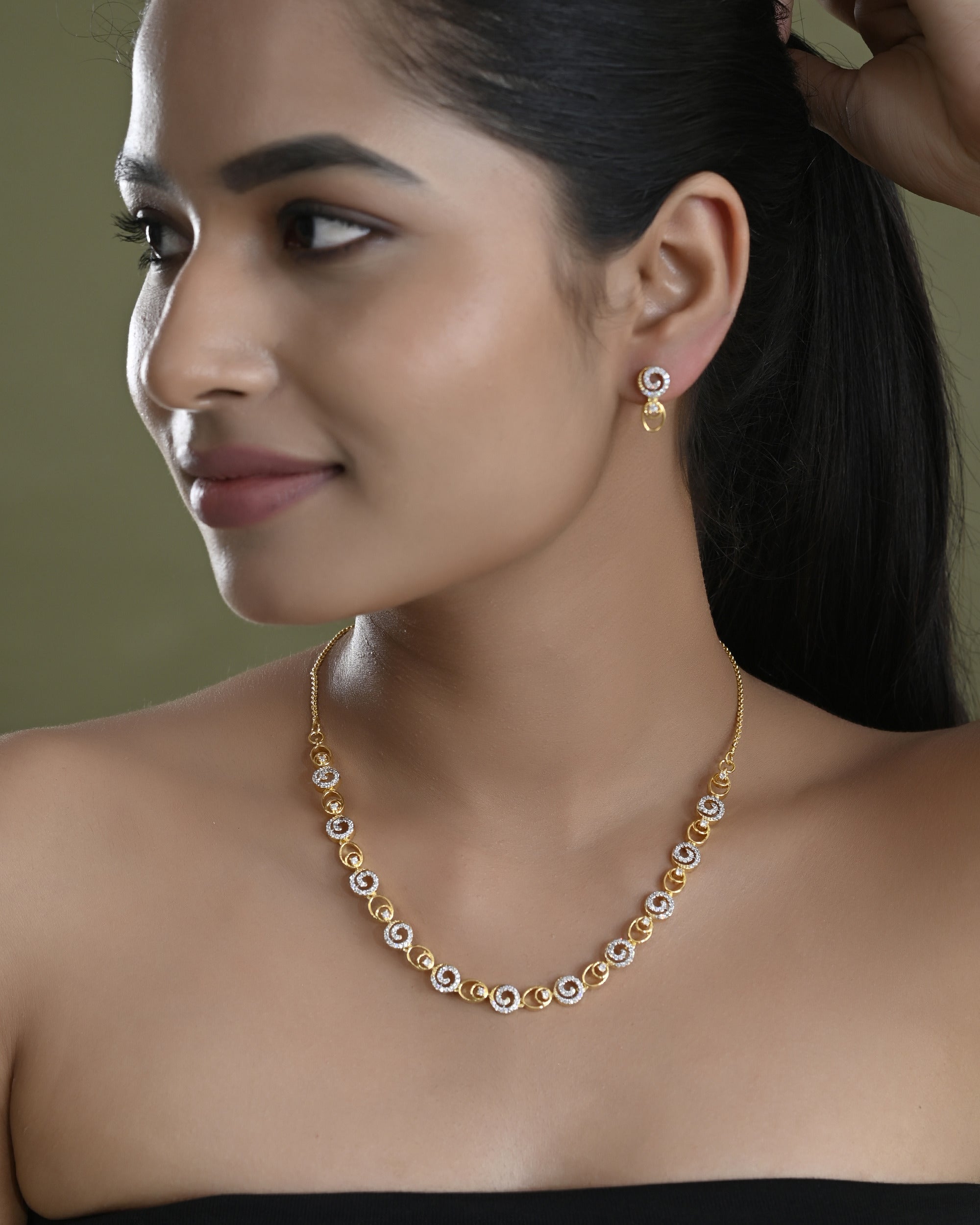 VOJ Gold-Polished Circular AD Jewellery Set - Distacart