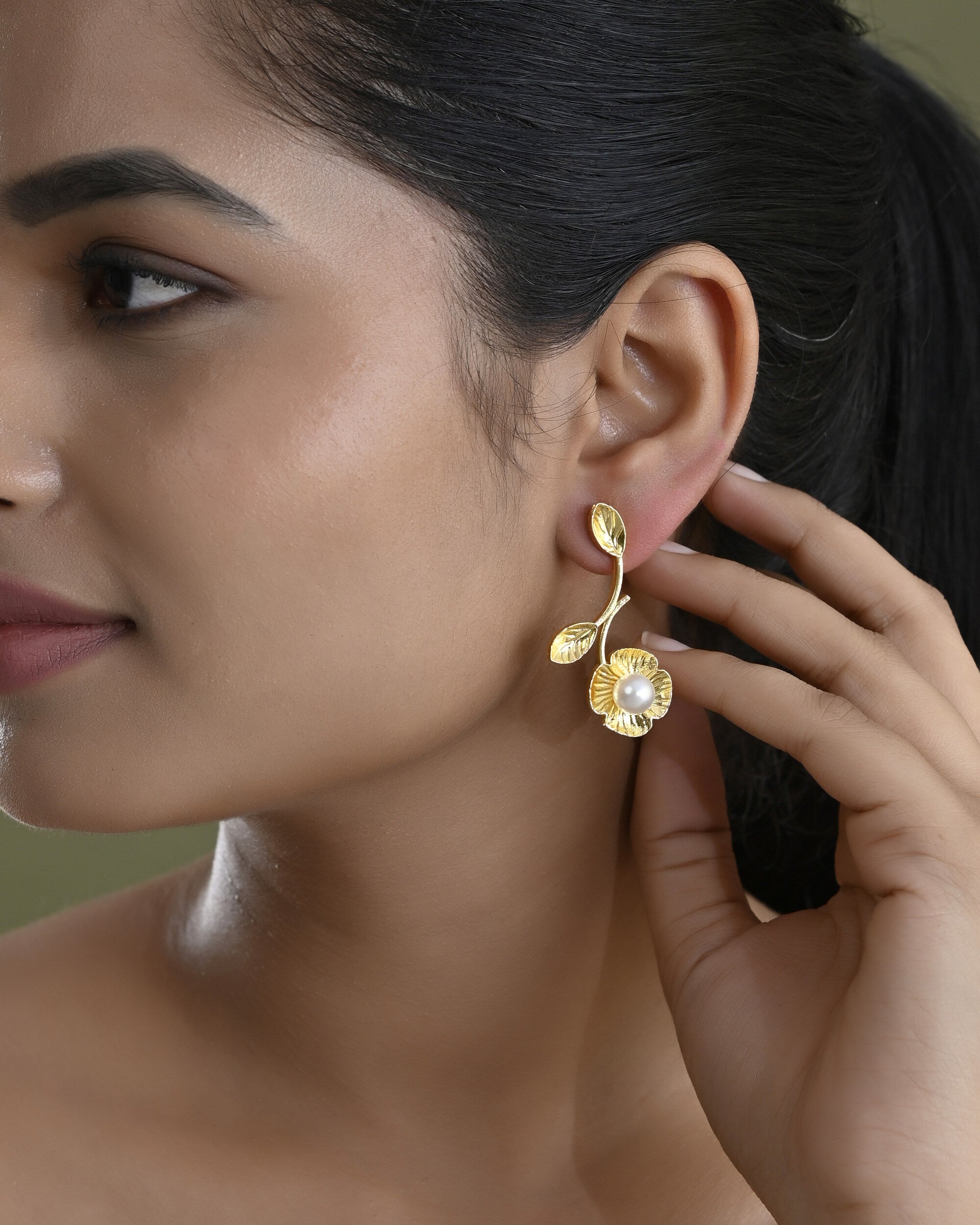 VOJ Gold Toned Floral Shaped Elegent Earrings - Distacart