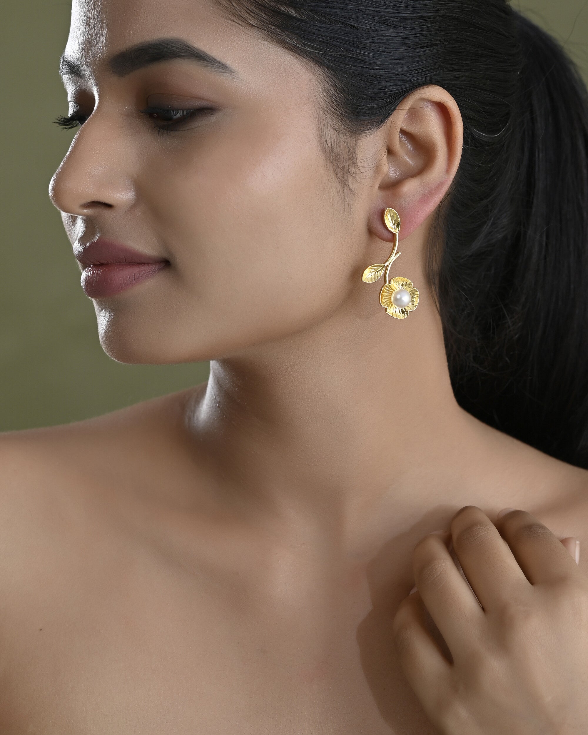 VOJ Gold Toned Floral Shaped Elegent Earrings - Distacart
