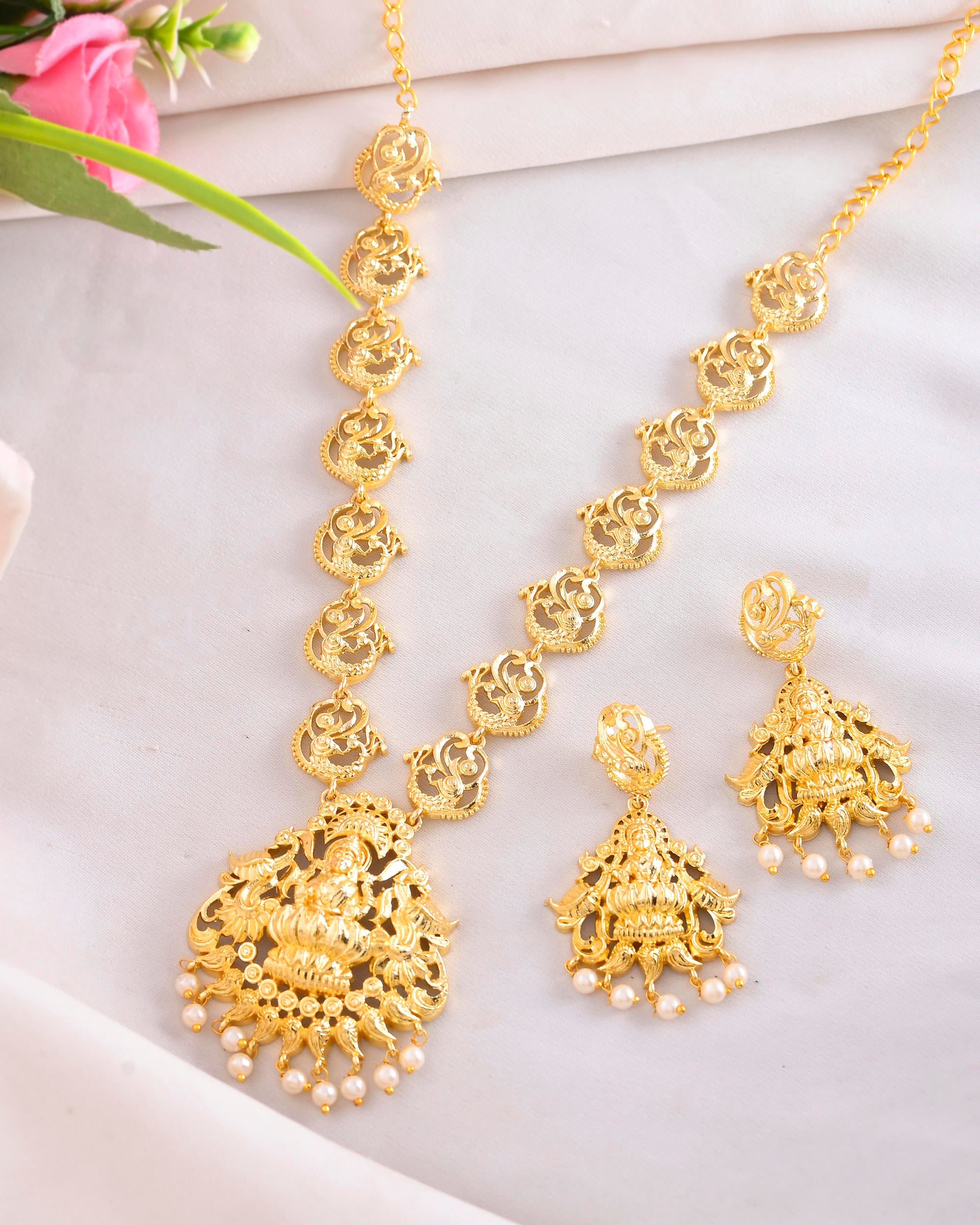VOJ Gold-Polished Anti Tarnish Temple Jewellery Set - Distacart