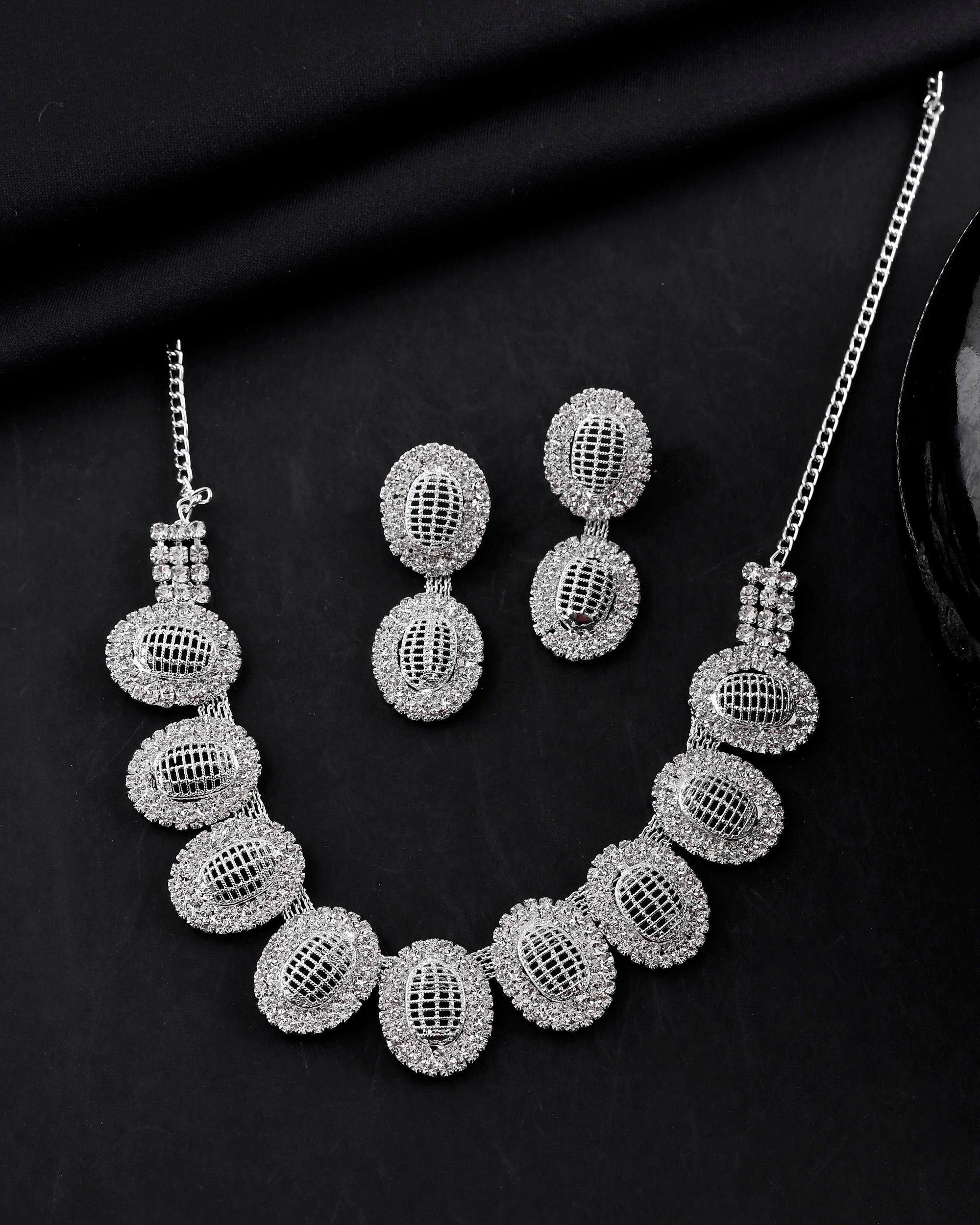 VOJ Silver-Plated Stones Studded Oval Shaped Jewellery Set - Distacart