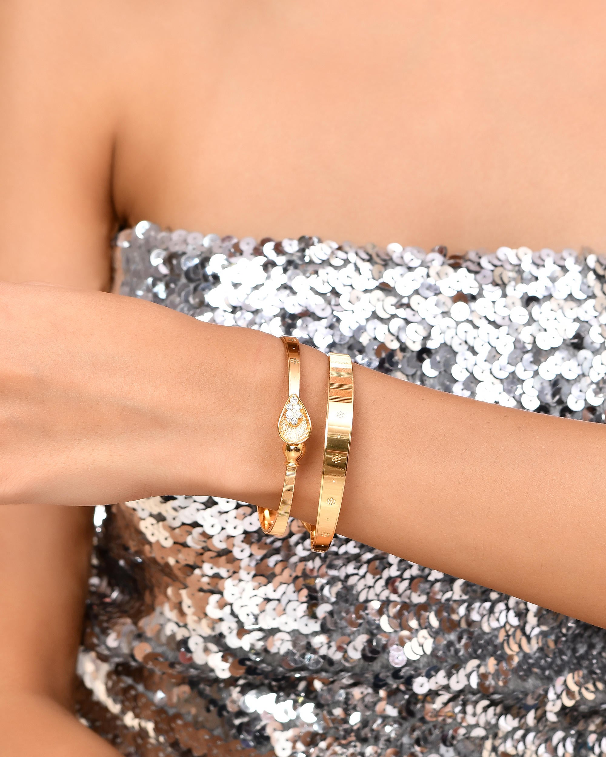 VOJ Set of 2 Gold-Polished Tear Drop Shaped Bangles - Distacart