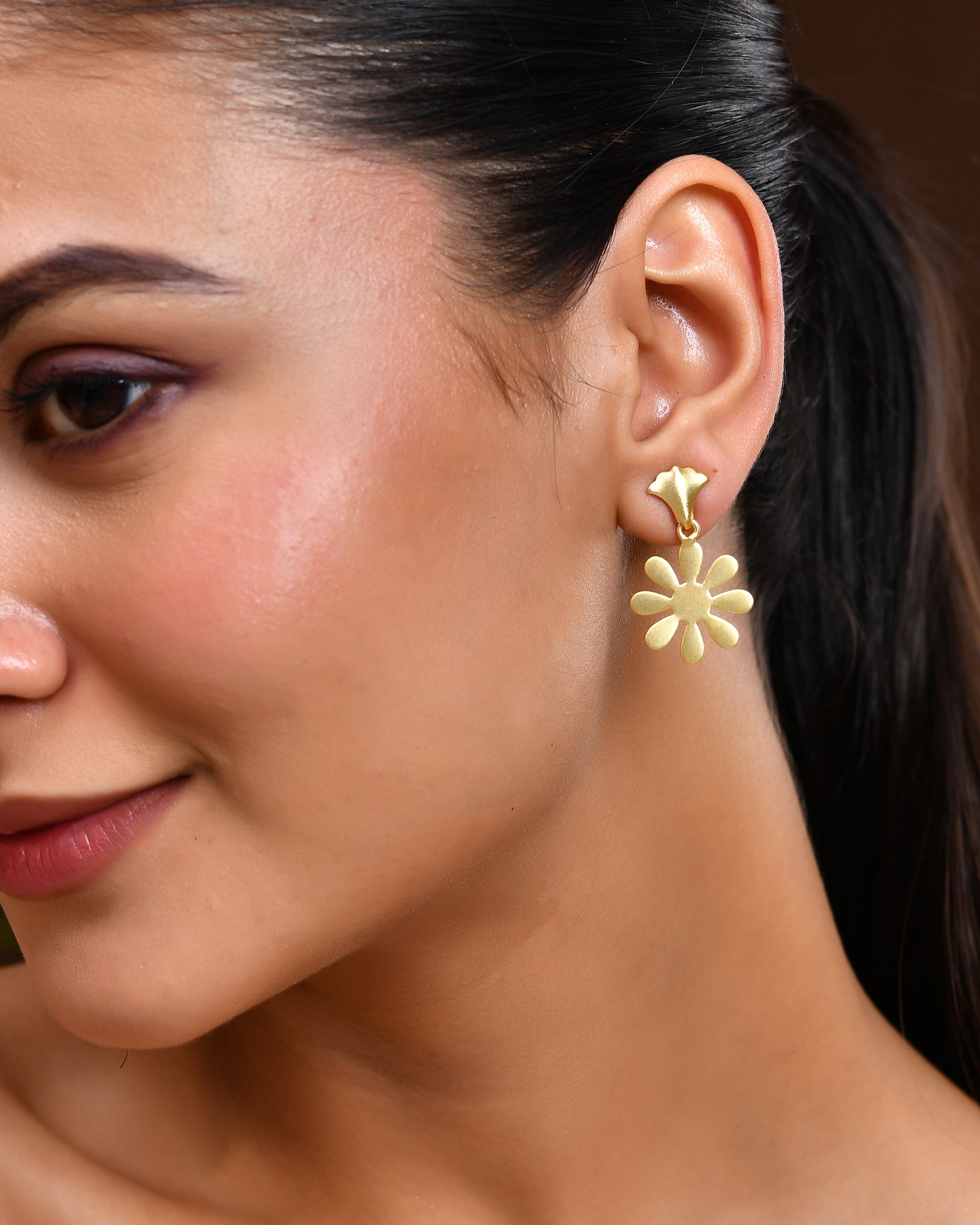 VOJ Gold Polished Anti Tarnish Flower Shaped Drop Earrings