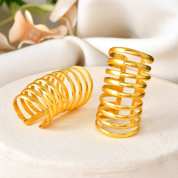VOJ Gold Polished Circular Openable Ear Cuff