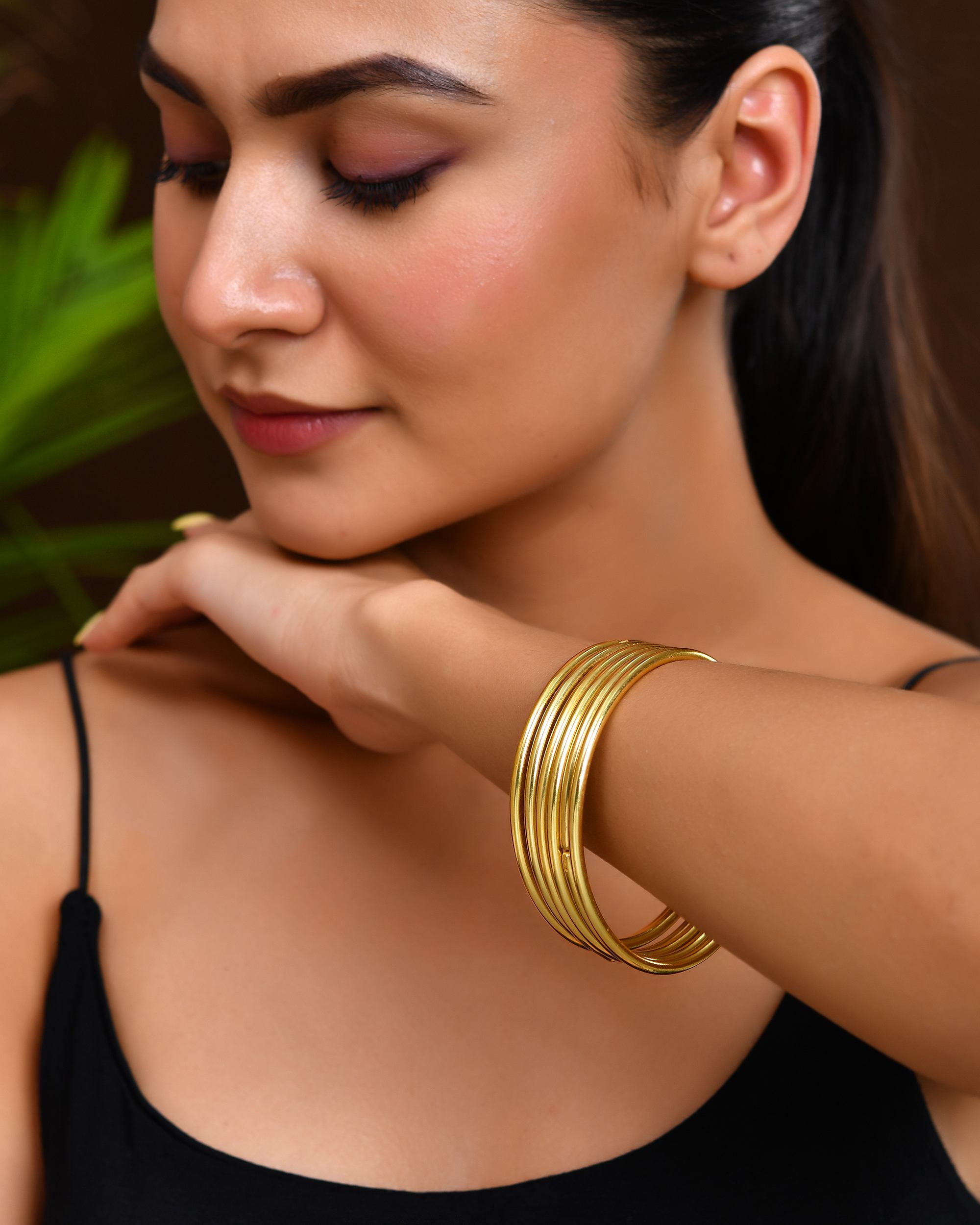 VOJ Set of 6, Gold Polished Anti Tarnish Bangles