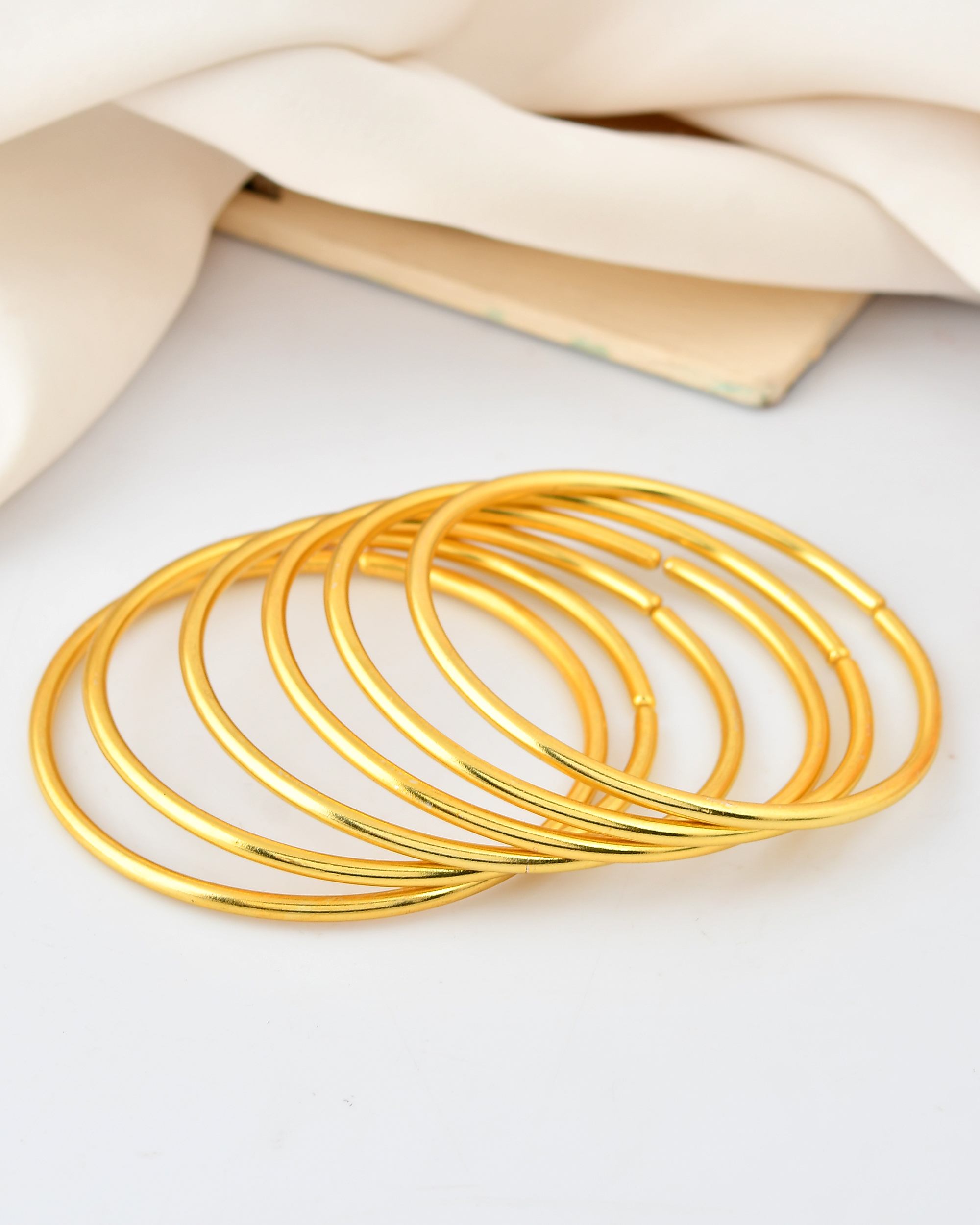 VOJ Set of 6, Gold Polished Anti Tarnish Bangles