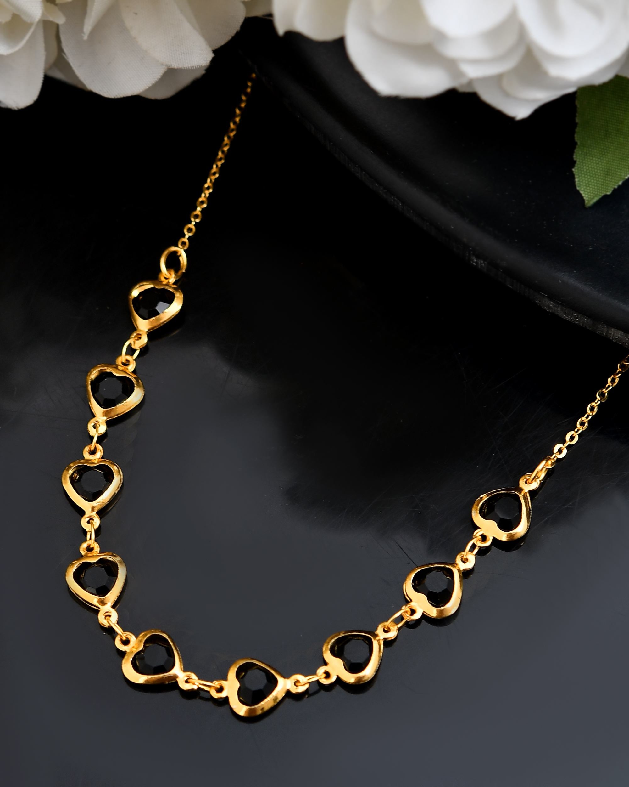 VOJ Gold Polished Stainless Steel Black Hear Shaped Stone Chain