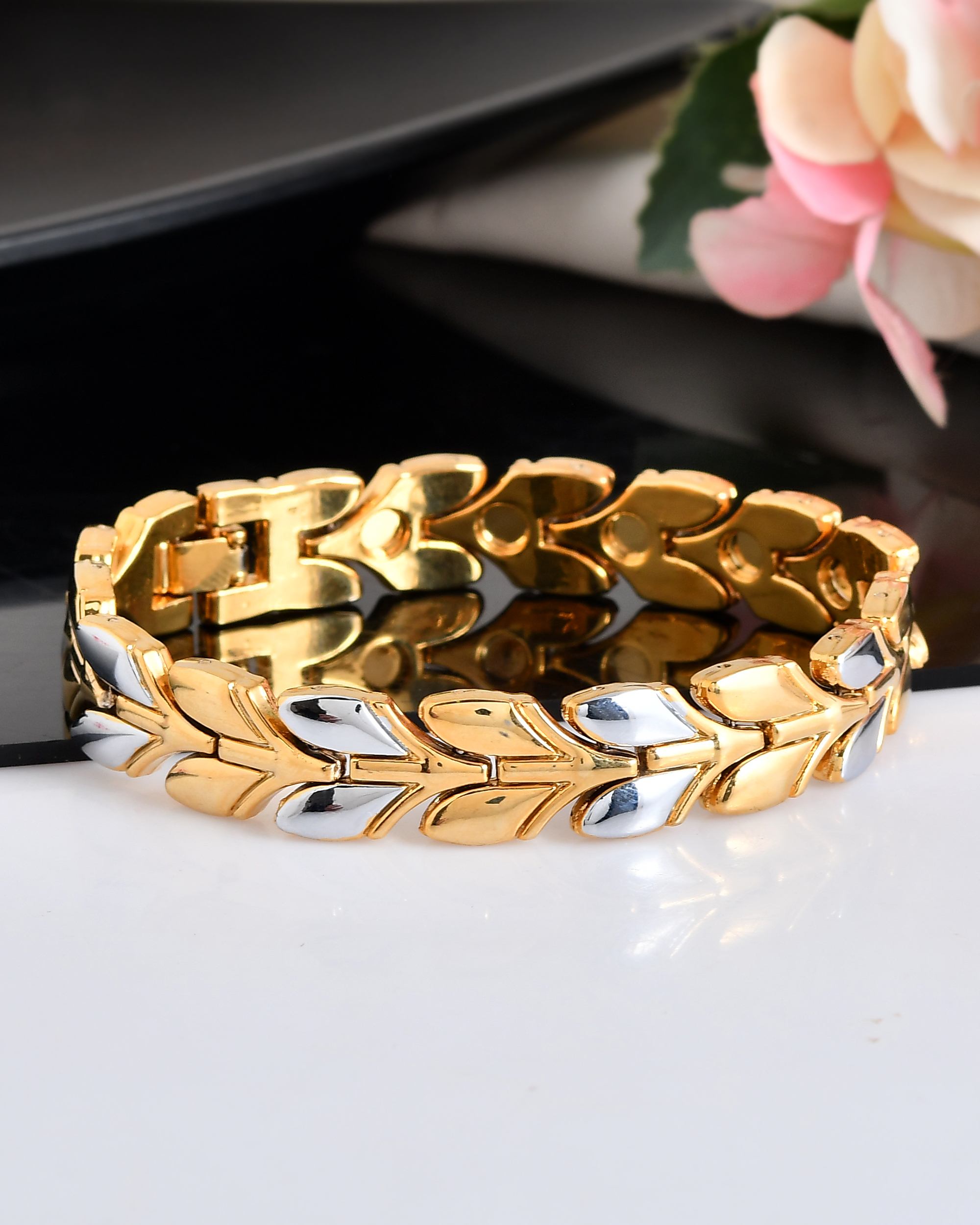 VOJ Gold Toned & Silver-Toned Stainless Steel Magnetic Wheat Chain Bracelet