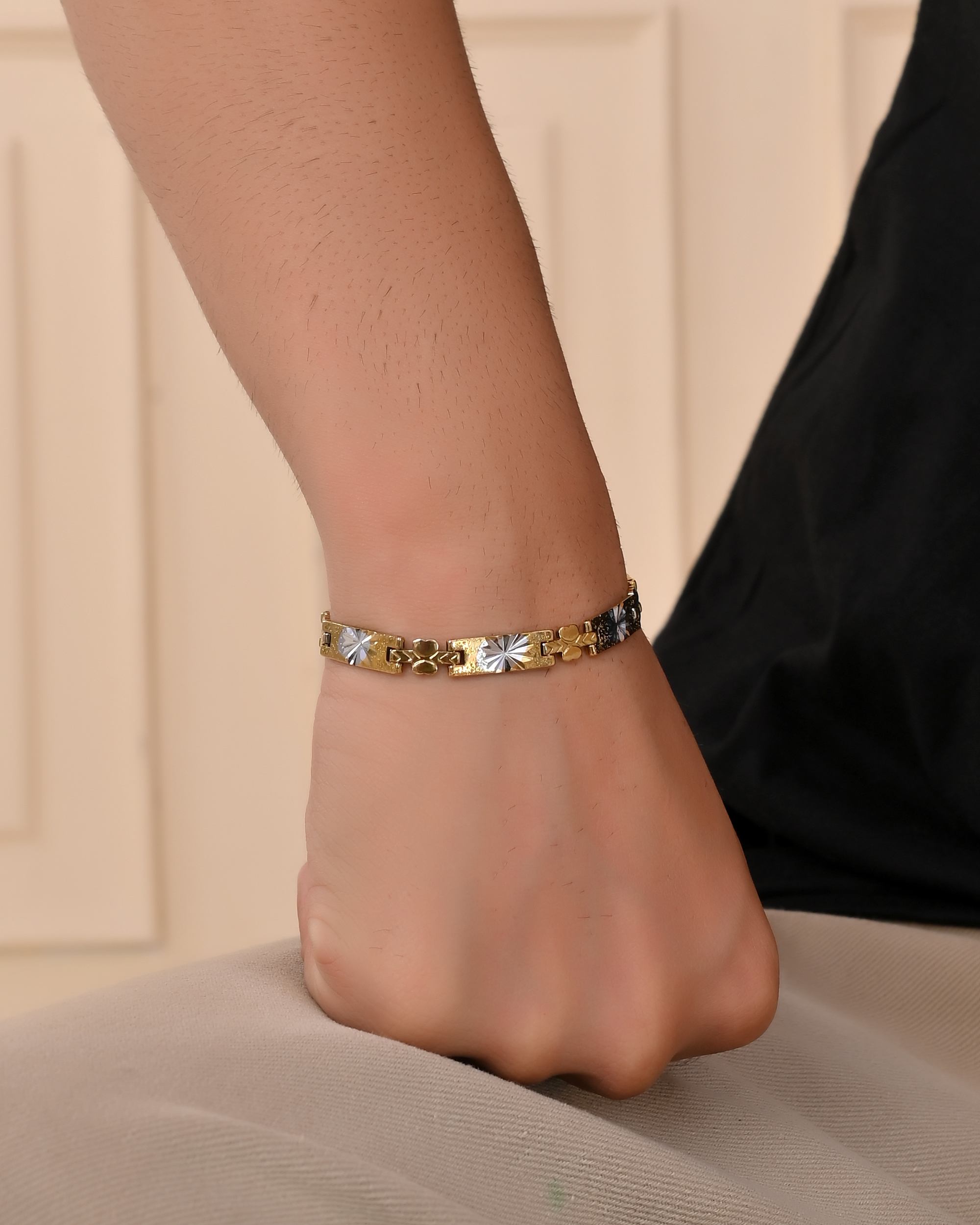 VOJ Men's Double Toned Stainless Steel Textural Linked Bracelet