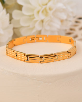 VOJ Gold Polished Linked Designed Bracelet For Men's