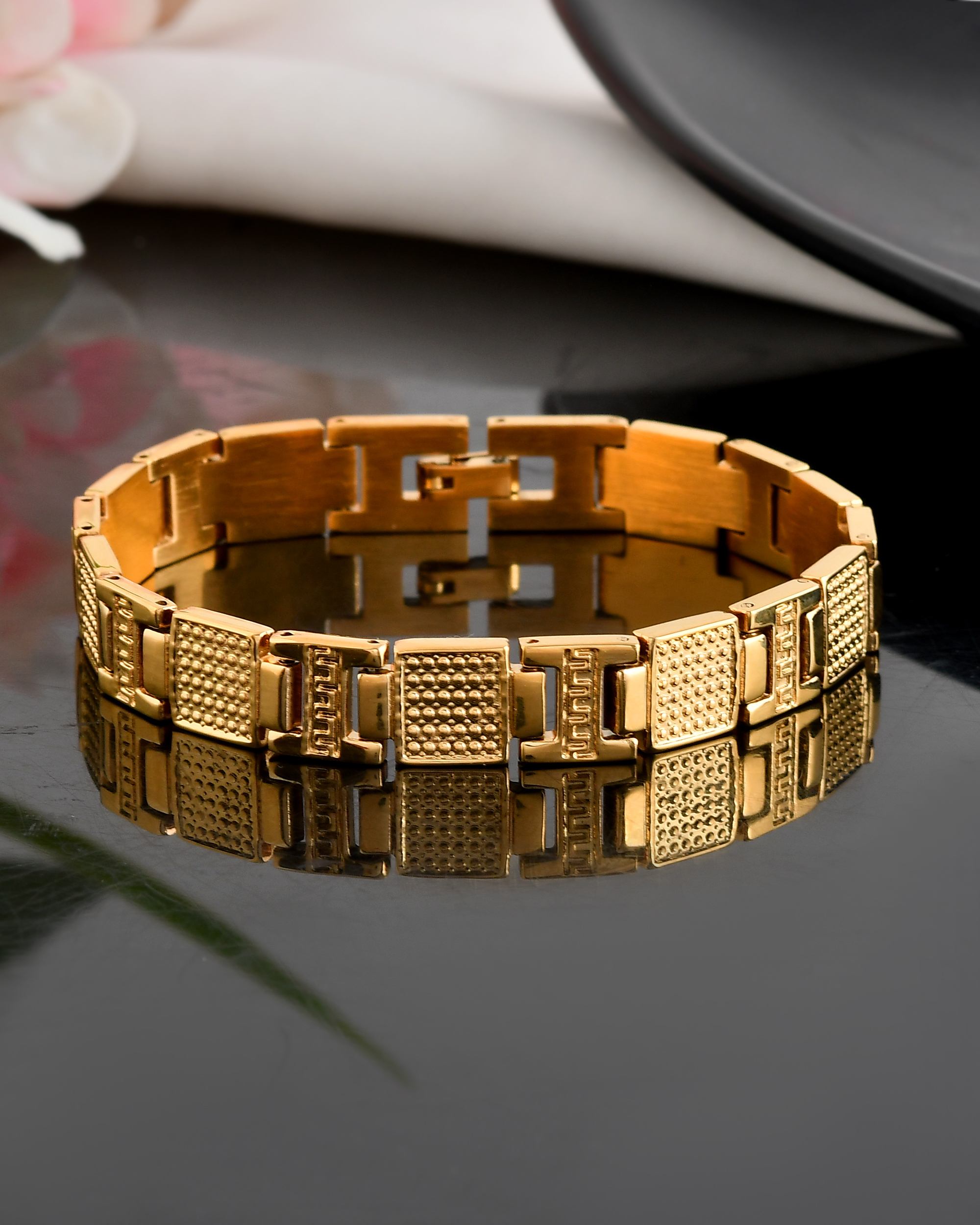 VOJ Men Gold-Toned Stainless Steel Textured Chain Bracelet