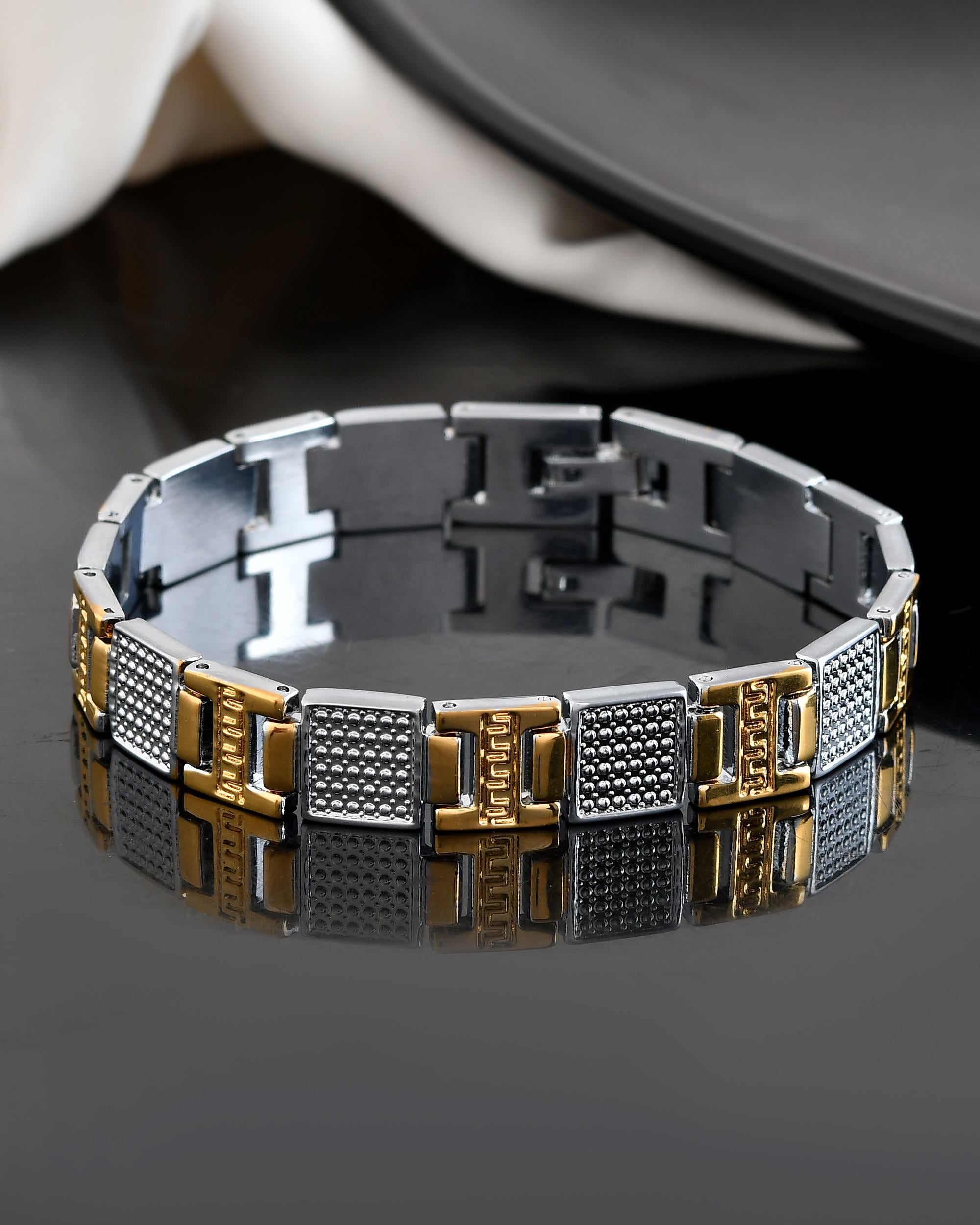 VOJ Men Dual-Toned Stainless Steel Textured Chain Bracelet