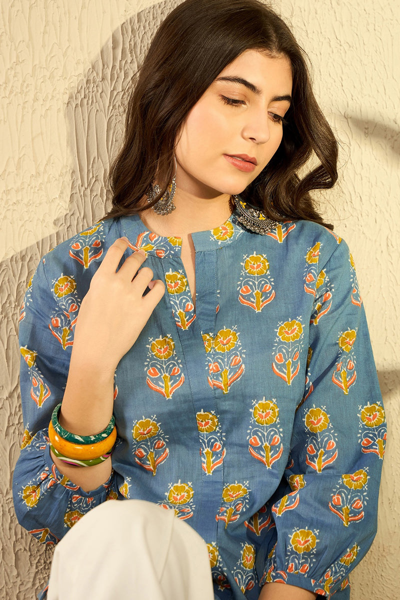 Ahika Blue Cotton Blend Floral Printed Regular Tunic