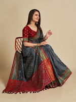 Thumbnail for Vedant Vastram Grey Color Kanjeevaram Silk Saree - Grey - Distacart