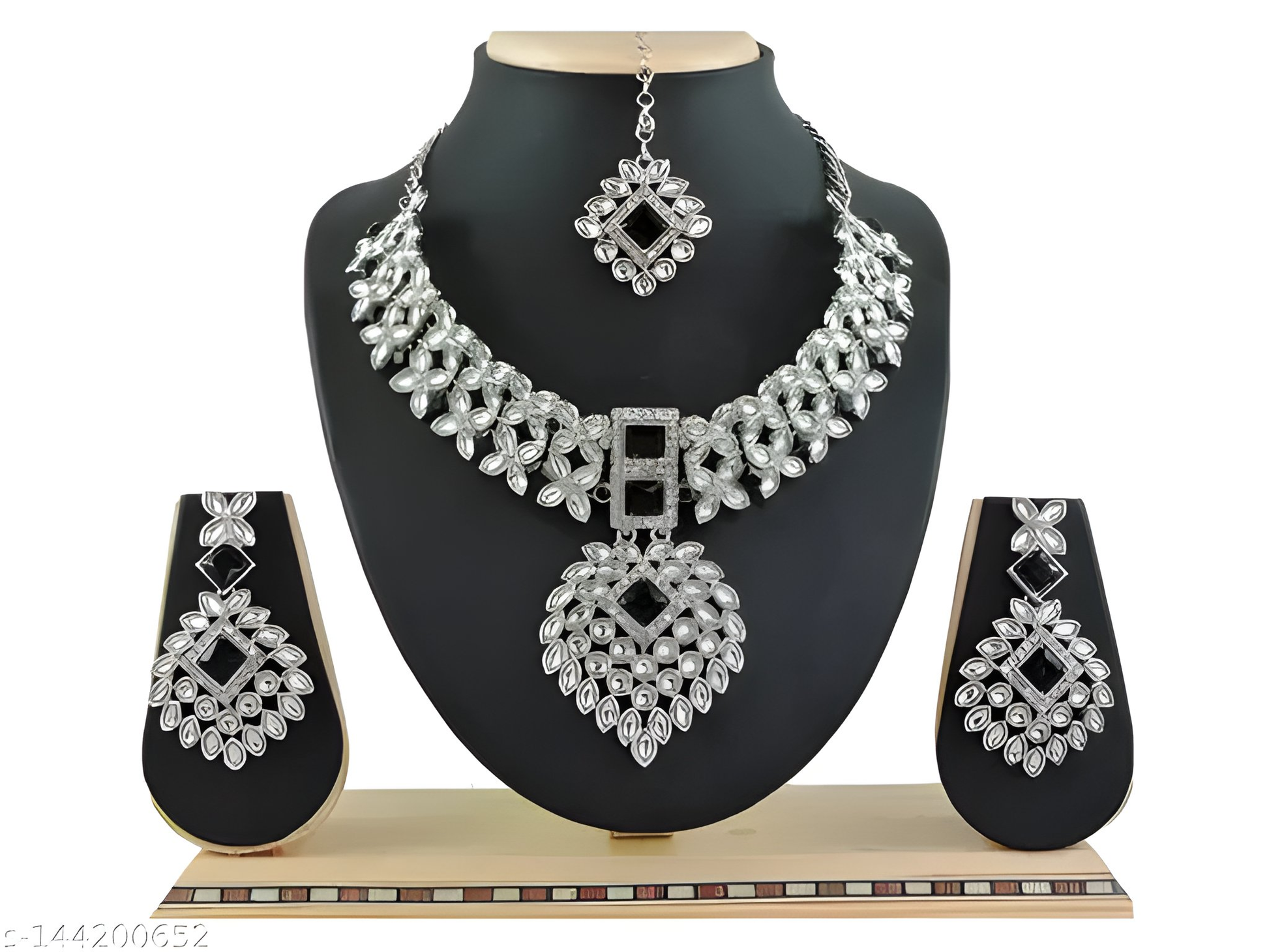 Jewel City Exquisite Crystal Flower Necklace Set - Distacart