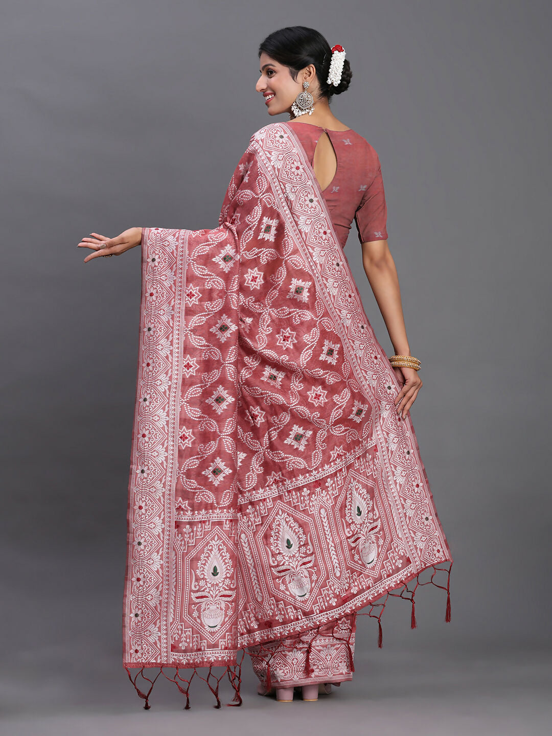 Astita Linen Cotton Peach Saree