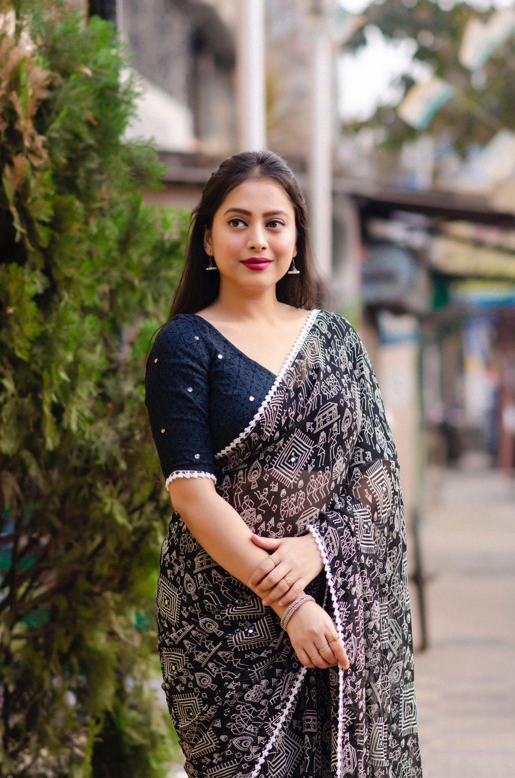 Black Poly Georgette Ethnic Motifs Saree with Unstitched Blouse - A2M