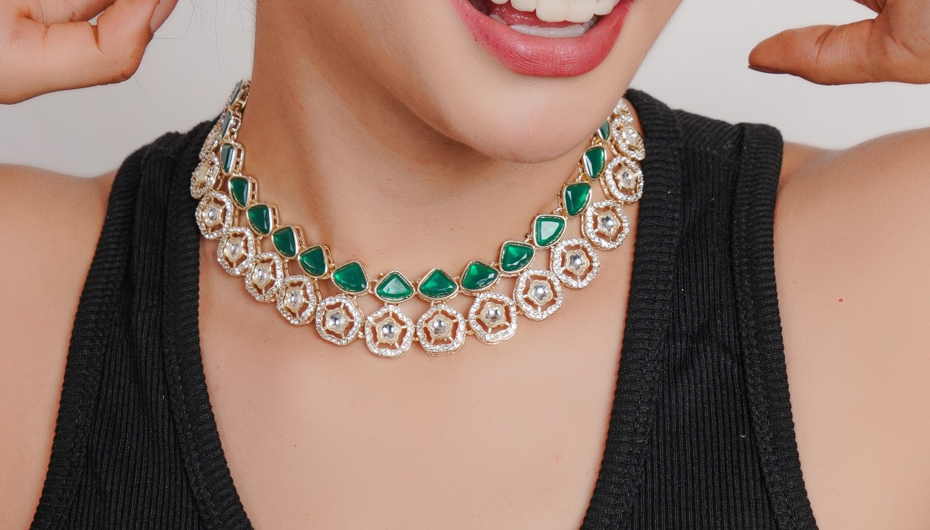 Divisha Alloy Gold-plated Delicate Green Jewellery Set