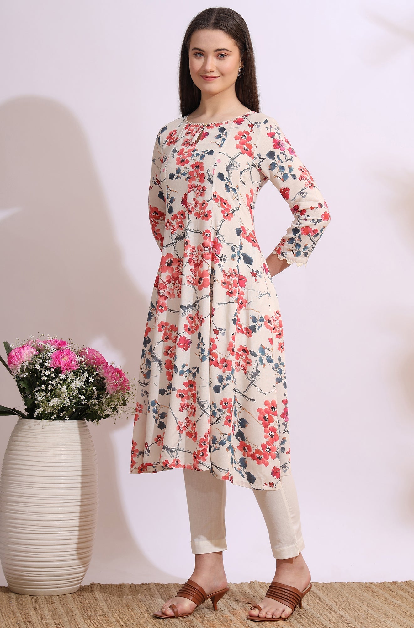 https://cdn.shopify.com/s/files/1/0722/3148/5636/files/W12248-125260_4.jpg?v=1772275970